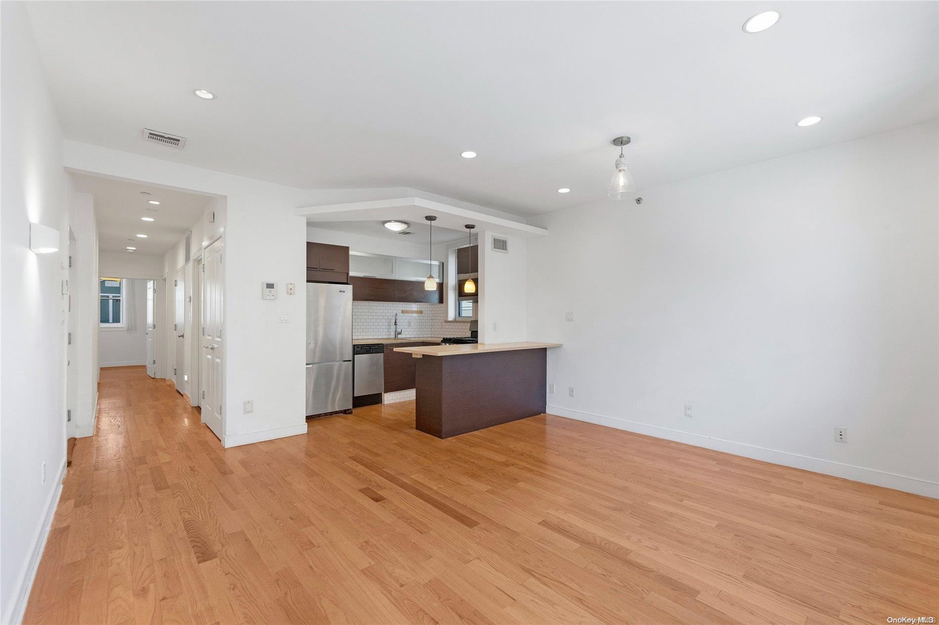 Condo 19th  Brooklyn, NY 11229, MLS-L3585309-6
