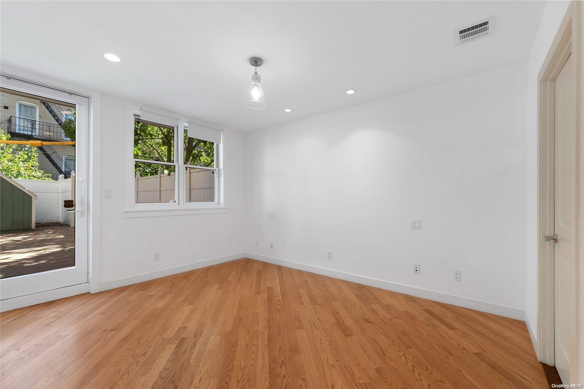 Condo 19th  Brooklyn, NY 11229, MLS-L3585309-8