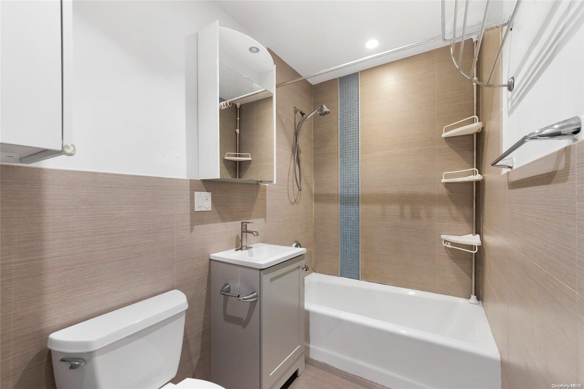 Condo 19th  Brooklyn, NY 11229, MLS-L3585309-9