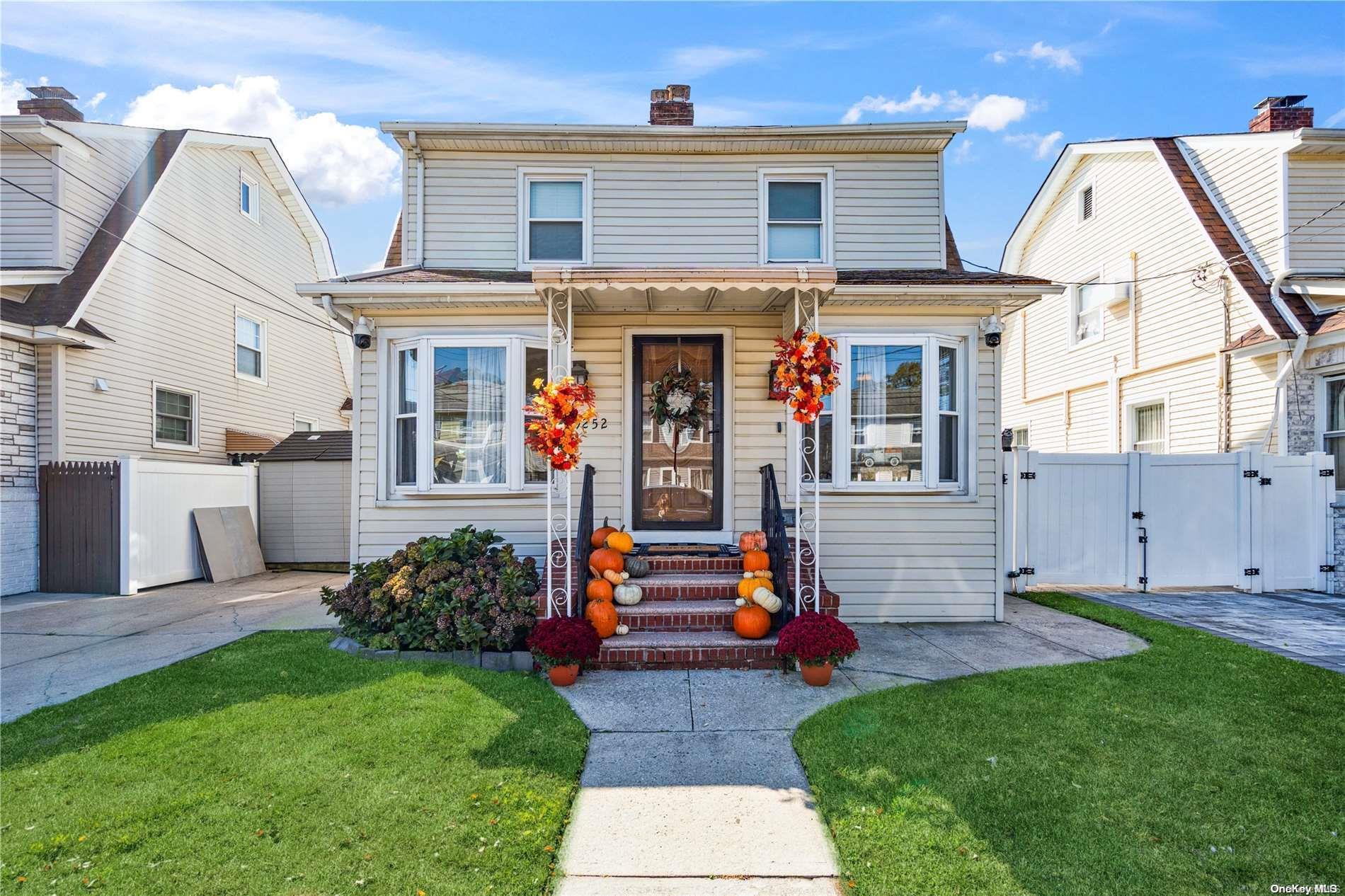 Single Family 219th  Queens, NY 11428, MLS-L3585470-2