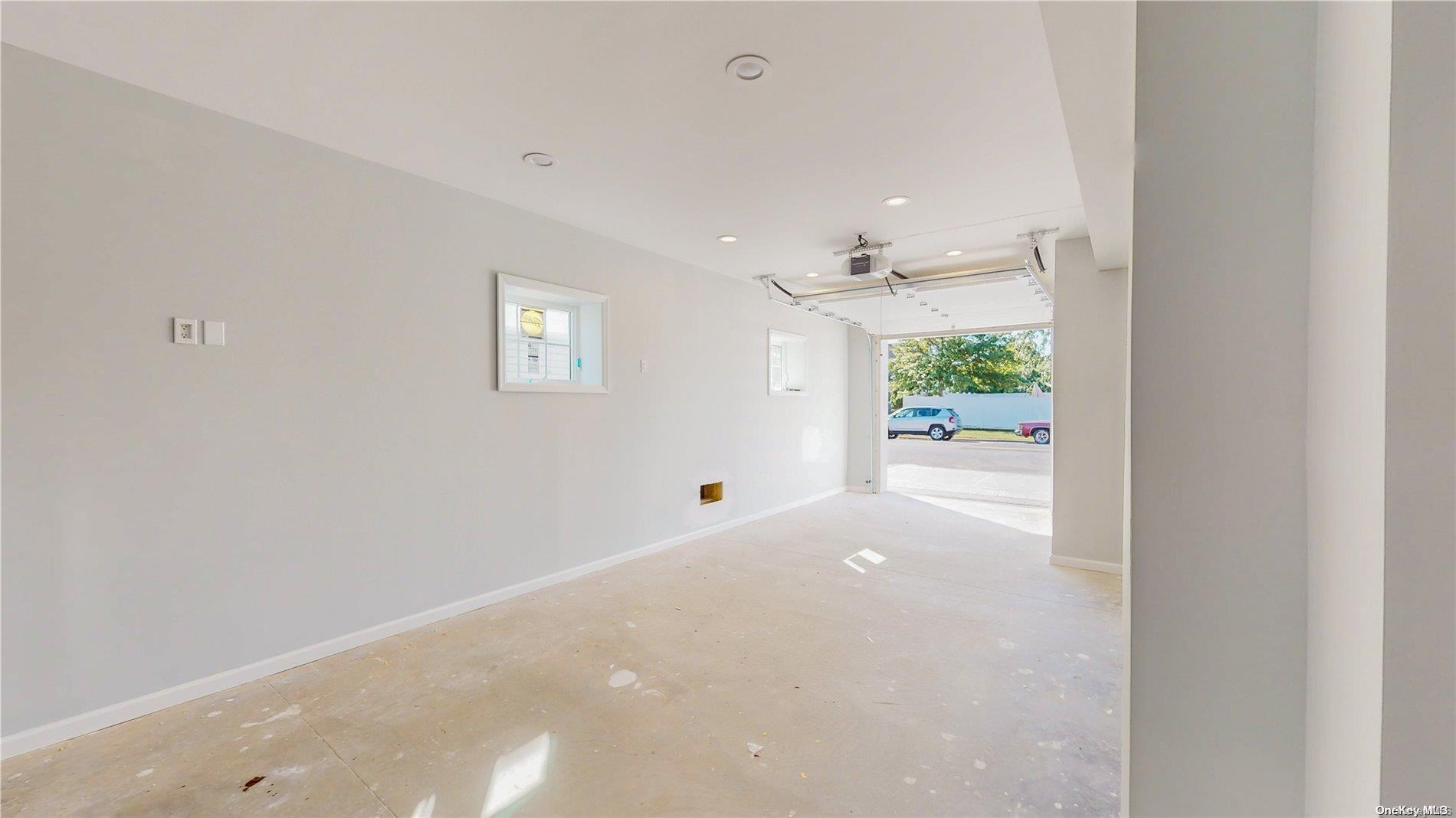 Single Family North  Nassau County, NY 11518, MLS-L3585487-25