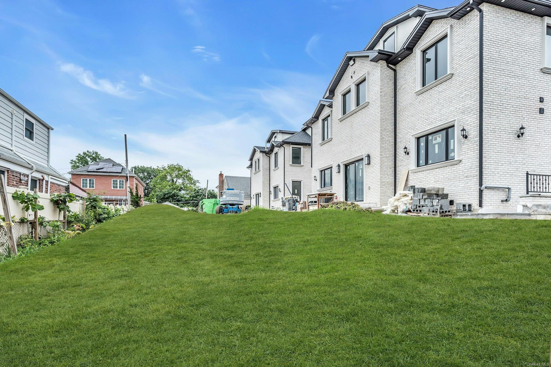 Single Family 81st  Queens, NY 11004, MLS-L3585539-31