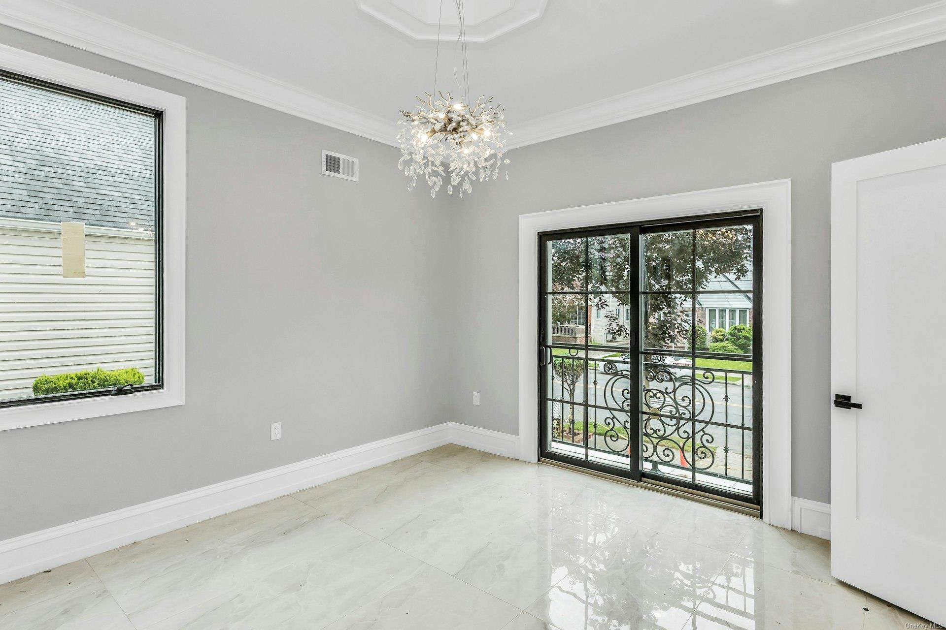 Single Family 81st  Queens, NY 11004, MLS-L3585539-9