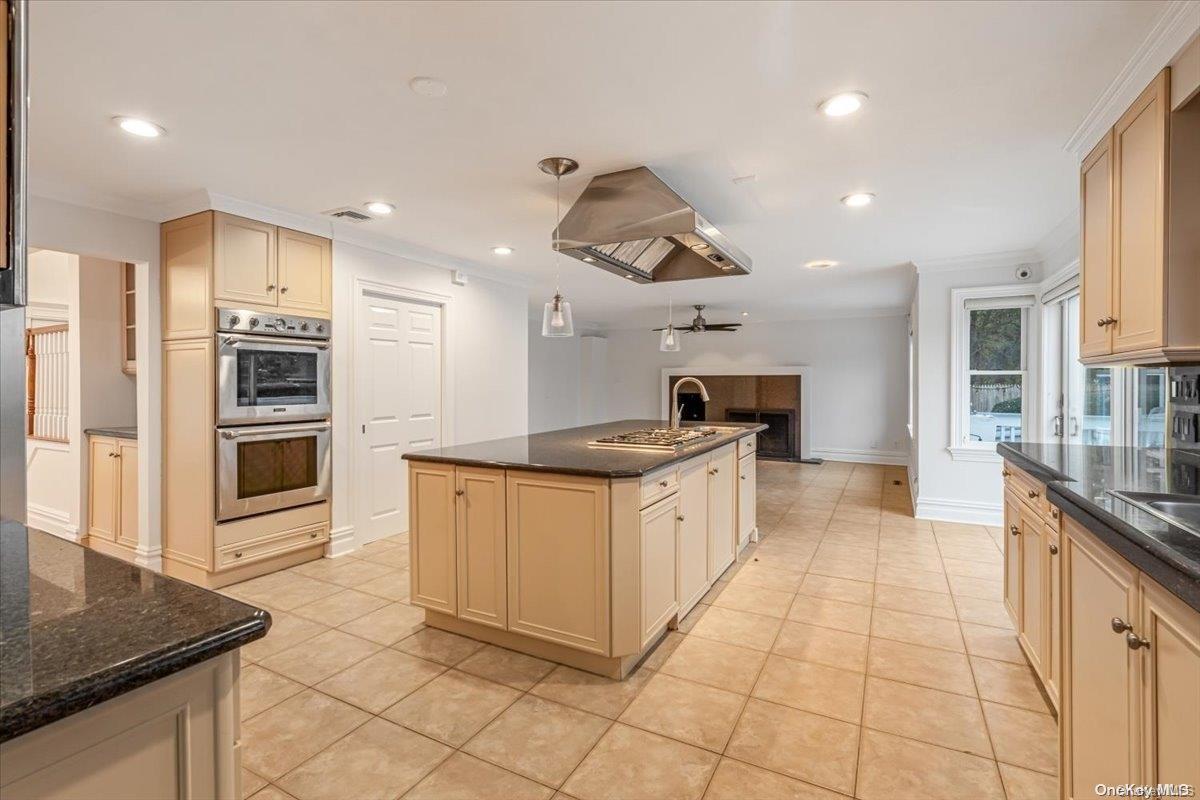 Single Family Bayville Park  Nassau County, NY 11709, MLS-L3585572-12