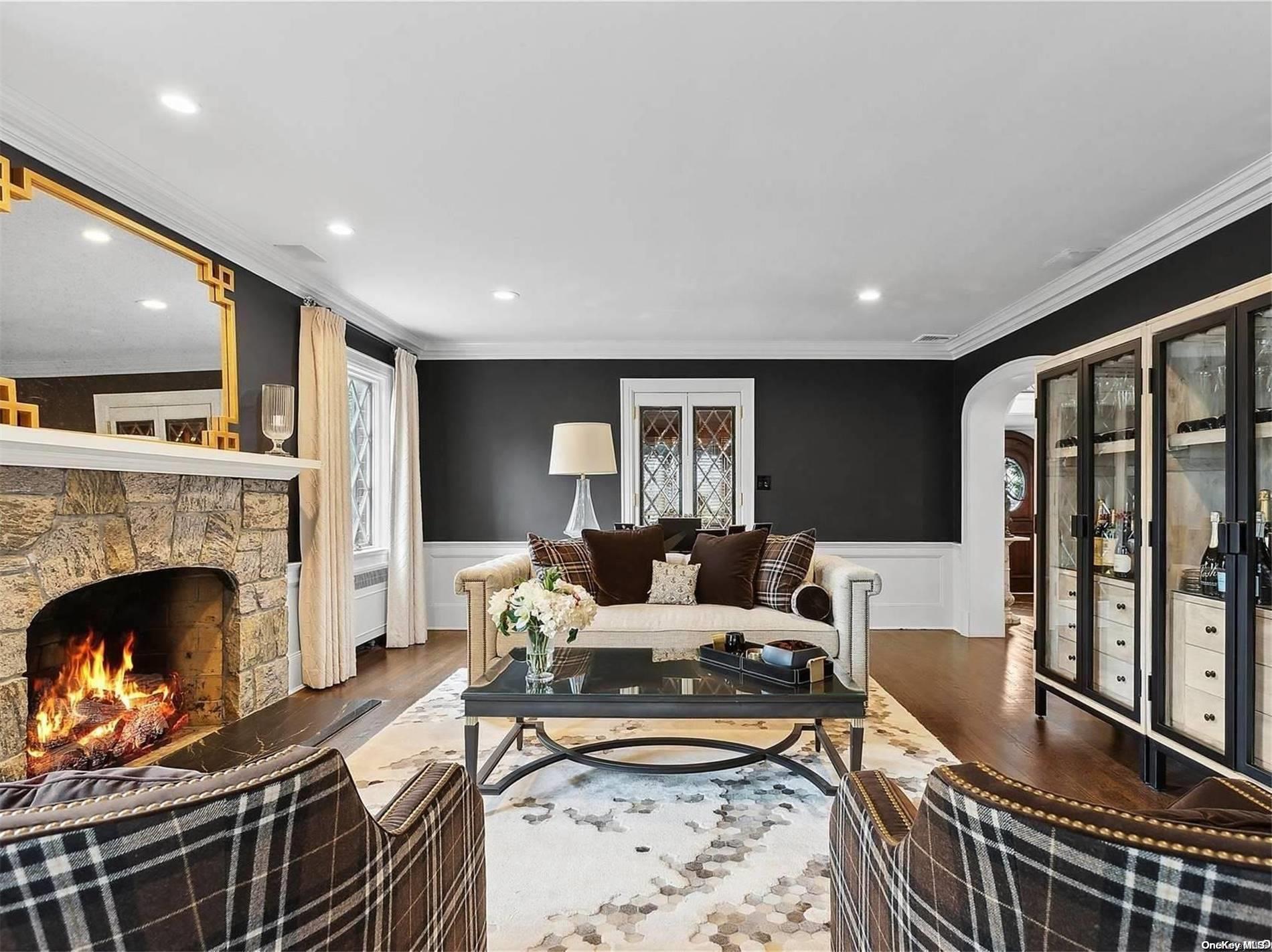 Single Family Royal Court  Nassau County, NY 11570, MLS-L3585727-11