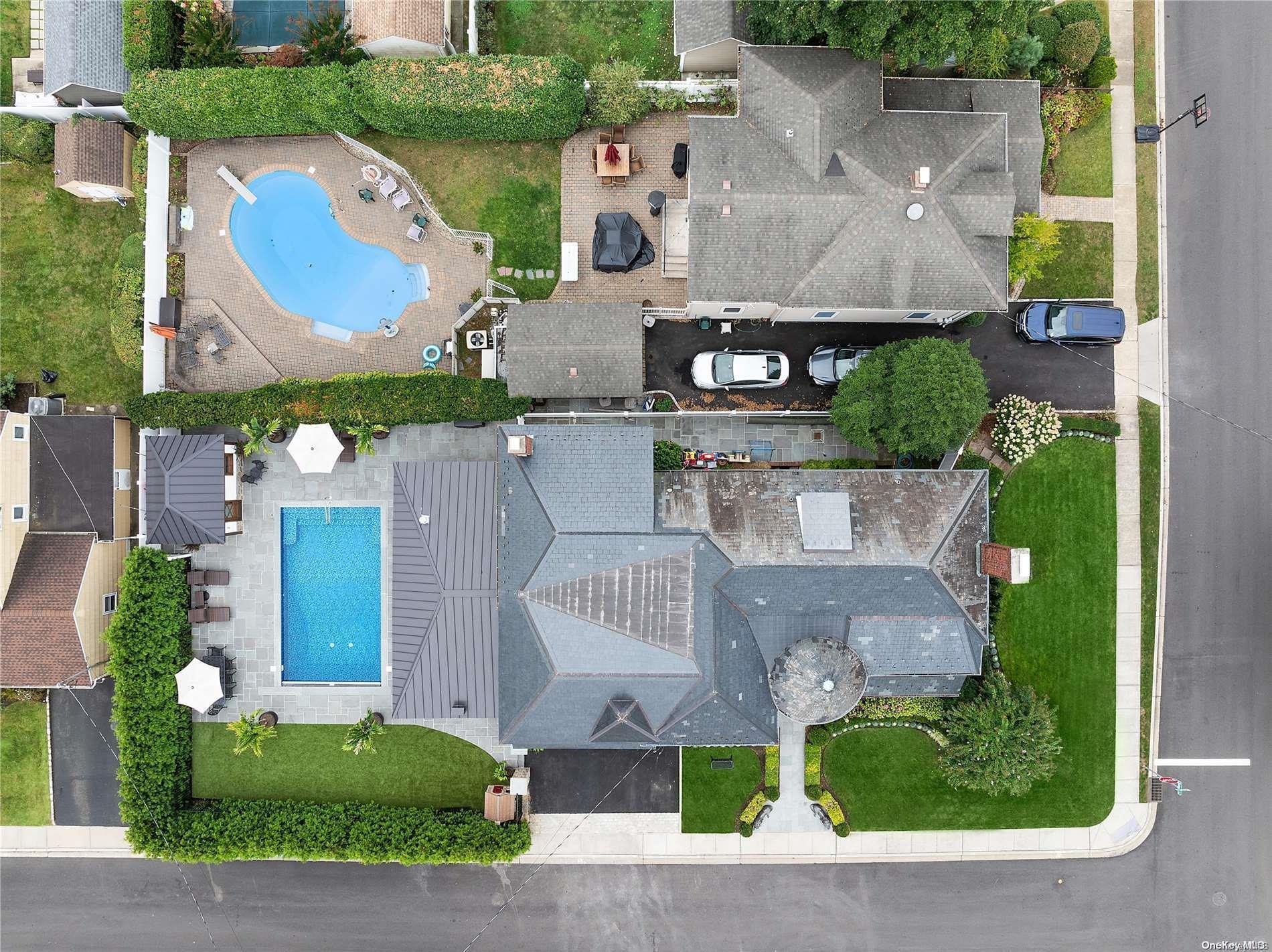 Single Family Royal Court  Nassau County, NY 11570, MLS-L3585727-42