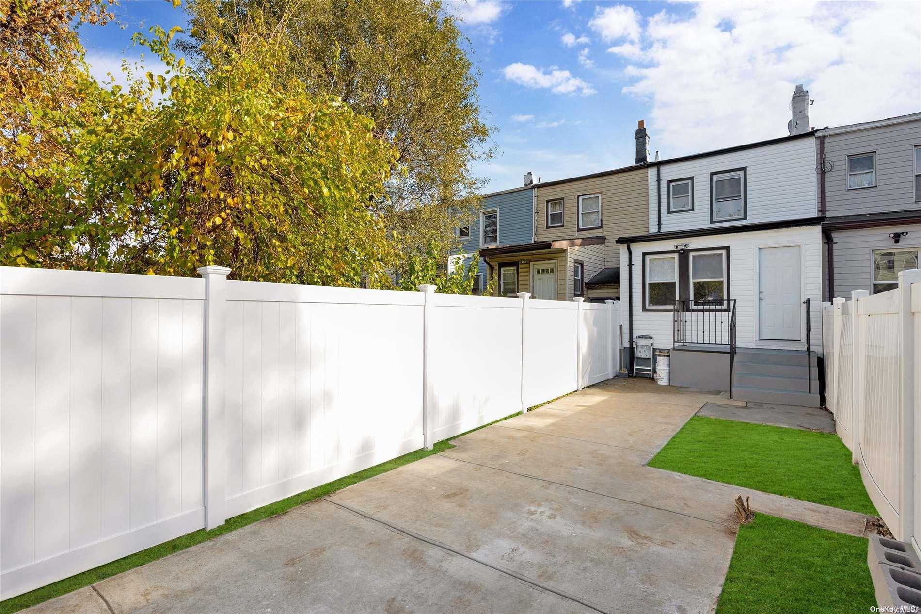 Single Family 118th  Queens, NY 11434, MLS-L3585790-22
