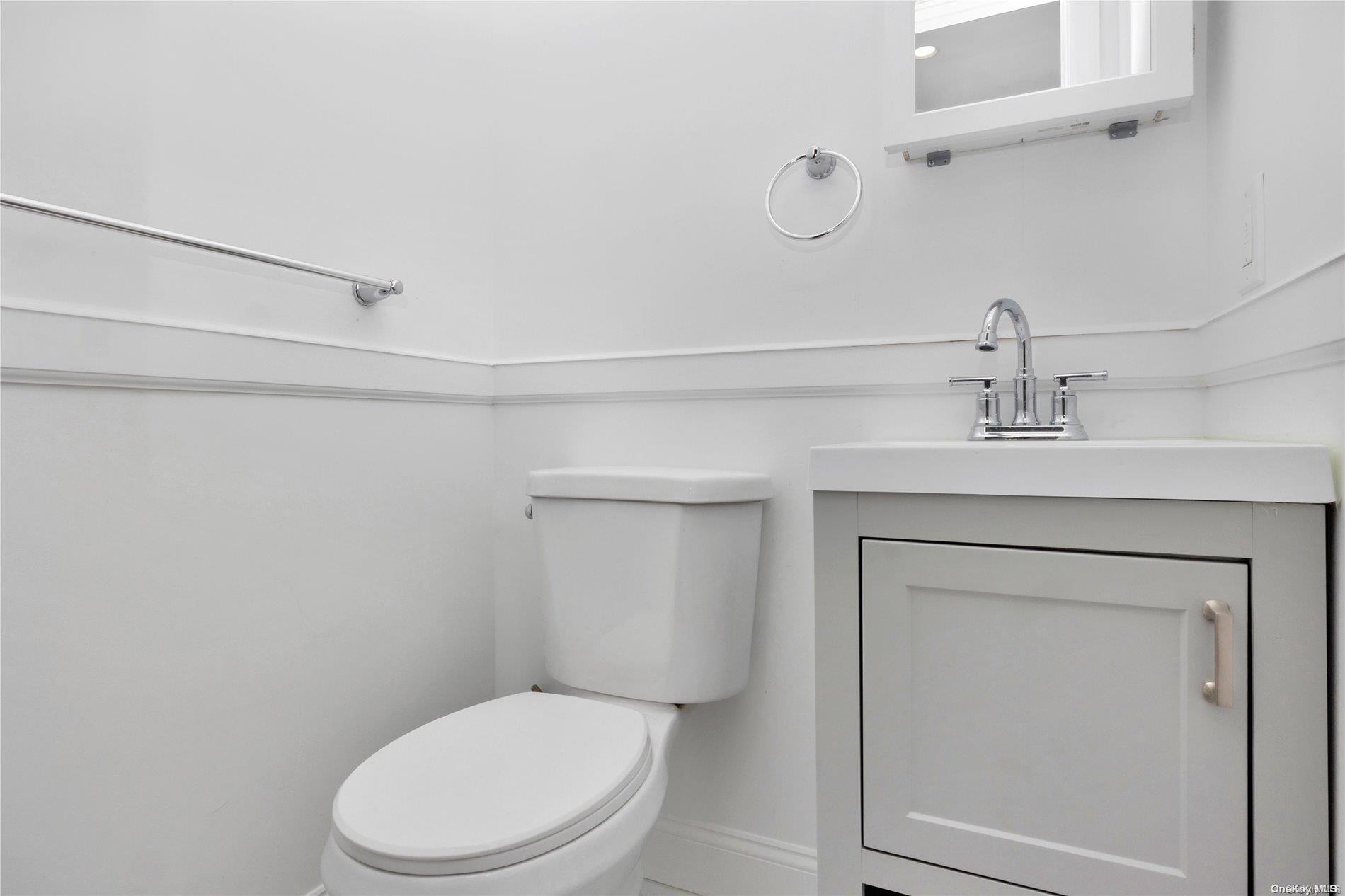Single Family 118th  Queens, NY 11434, MLS-L3585790-8