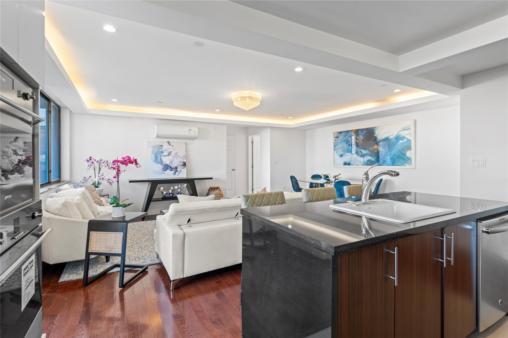 Condo 41st  Queens, NY 11355, MLS-L3585876-11