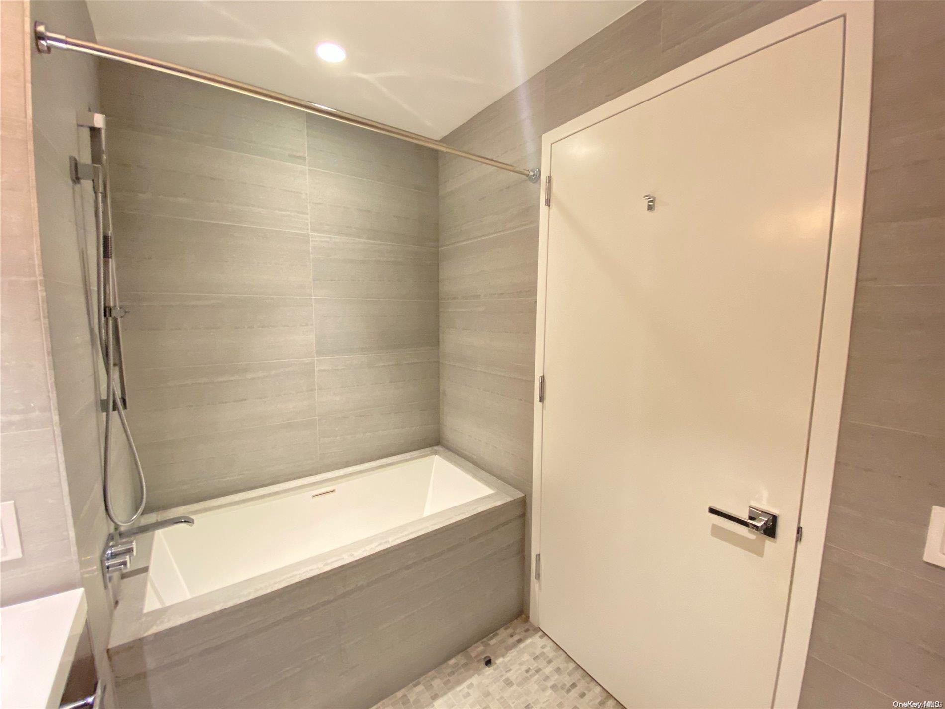 Condo South  Manhattan, NY 10002, MLS-L3585954-15