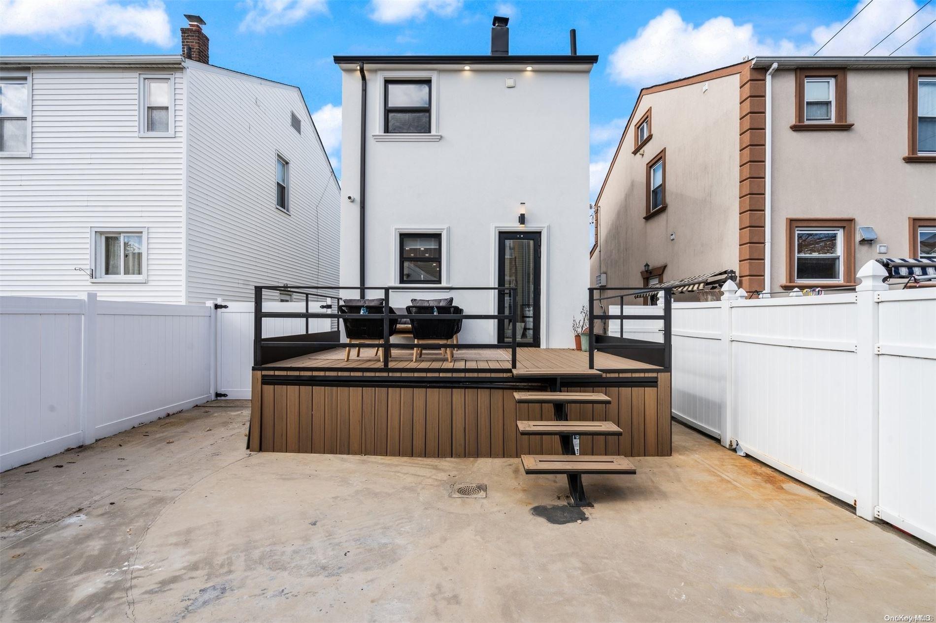 Single Family Murray  Queens, NY 11357, MLS-L3585957-28