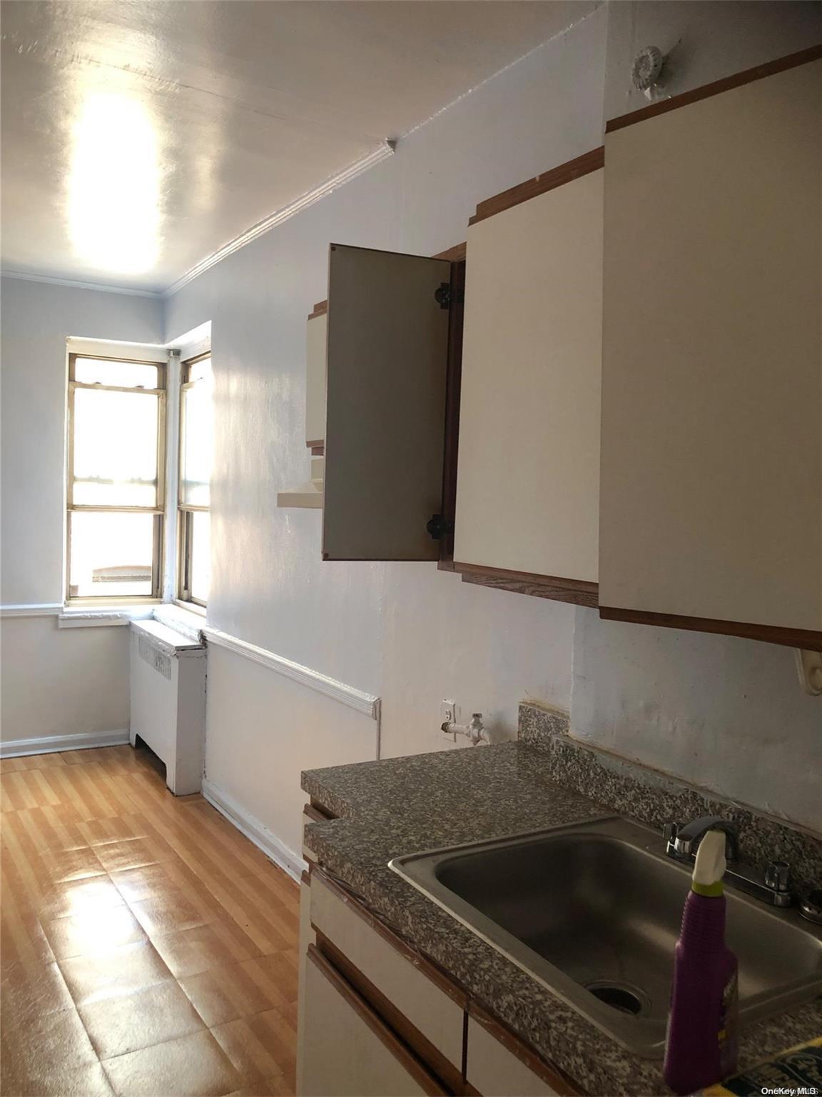 Coop Bronx Park East  Bronx, NY 10462, MLS-L3586044-11