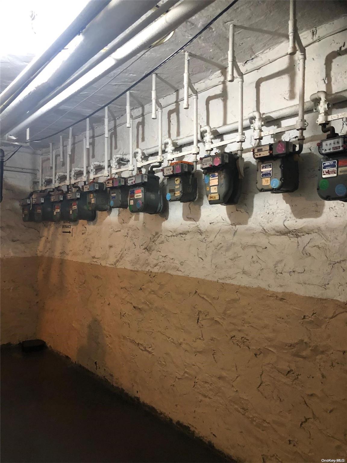 Coop Bronx Park East  Bronx, NY 10462, MLS-L3586044-18