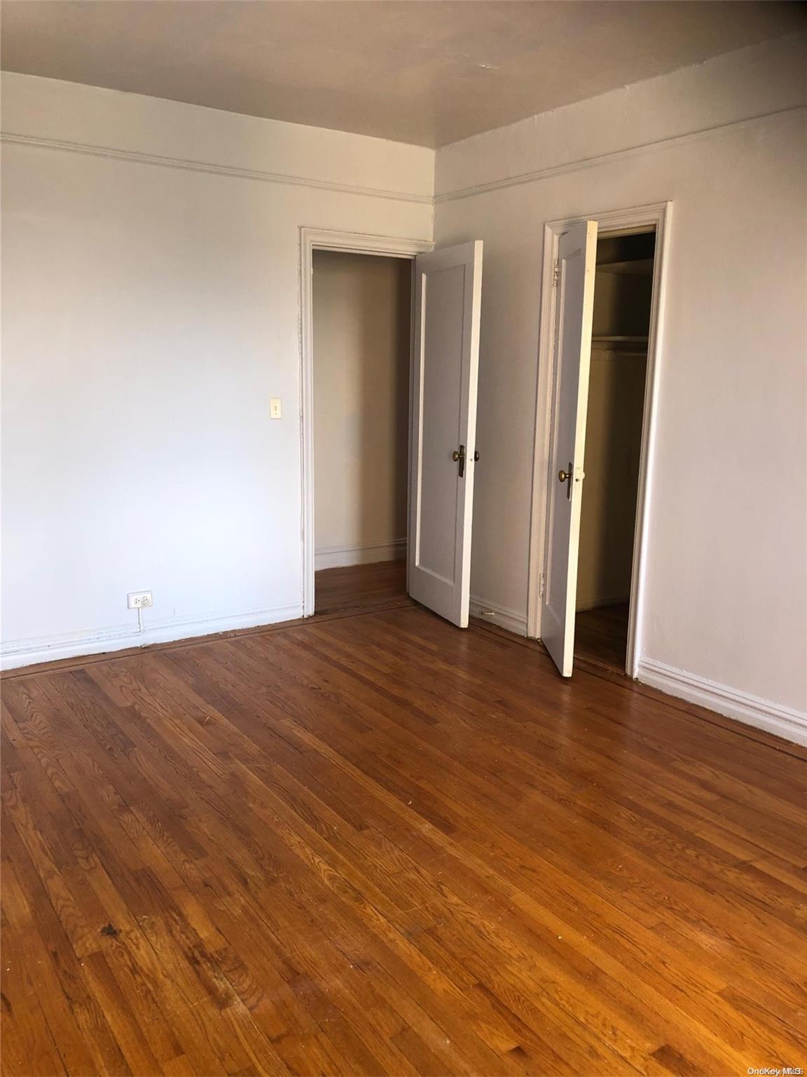 Coop Bronx Park East  Bronx, NY 10462, MLS-L3586044-2