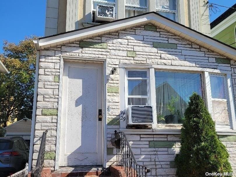 Single Family 114th  Queens, NY 11419, MLS-L3586127-2