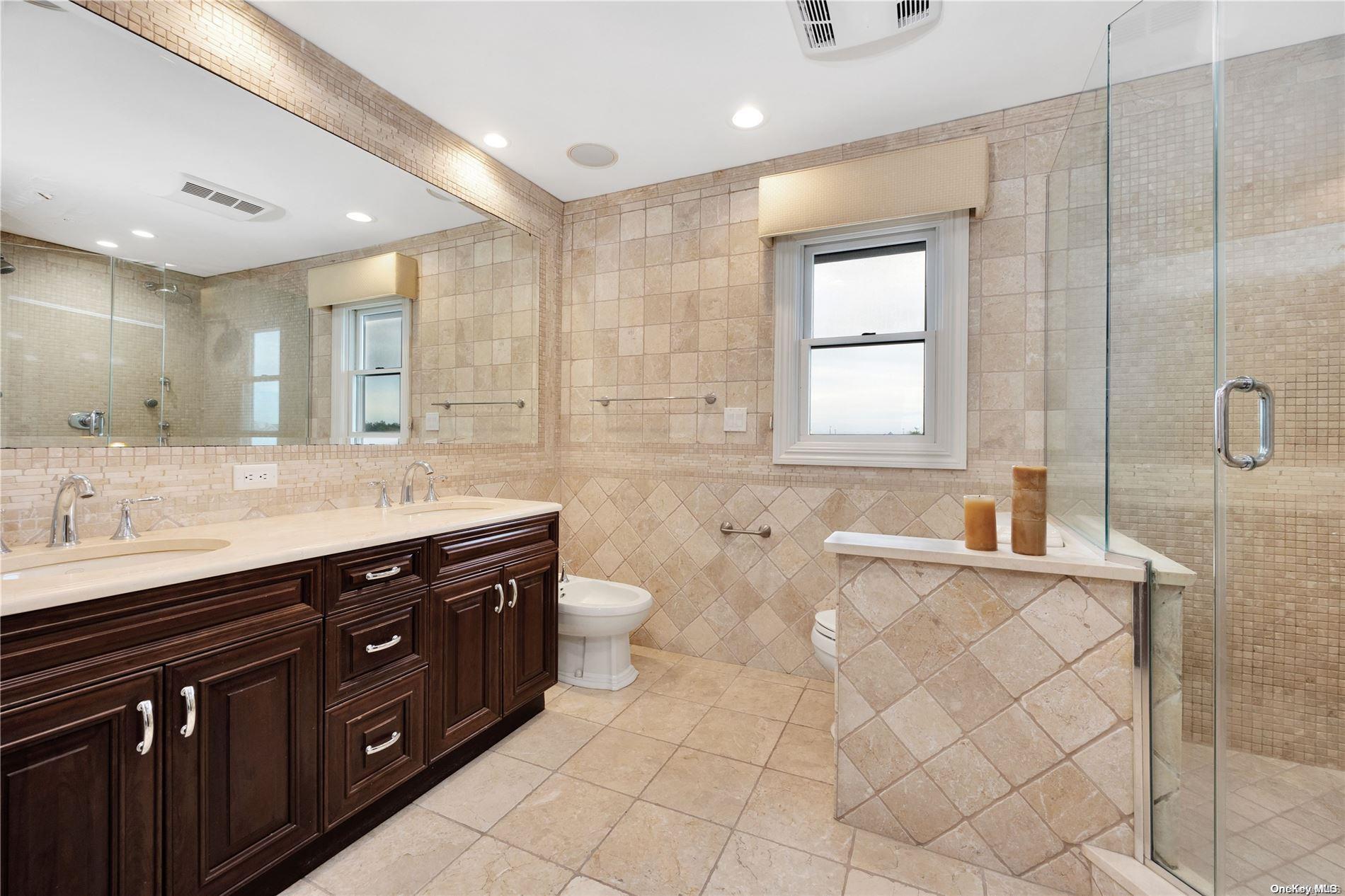 Single Family Prescott  Nassau County, NY 11561, MLS-L3586192-15