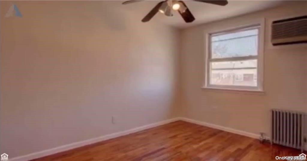 Single Family 249th  Queens, NY 11426, MLS-L3586250-9