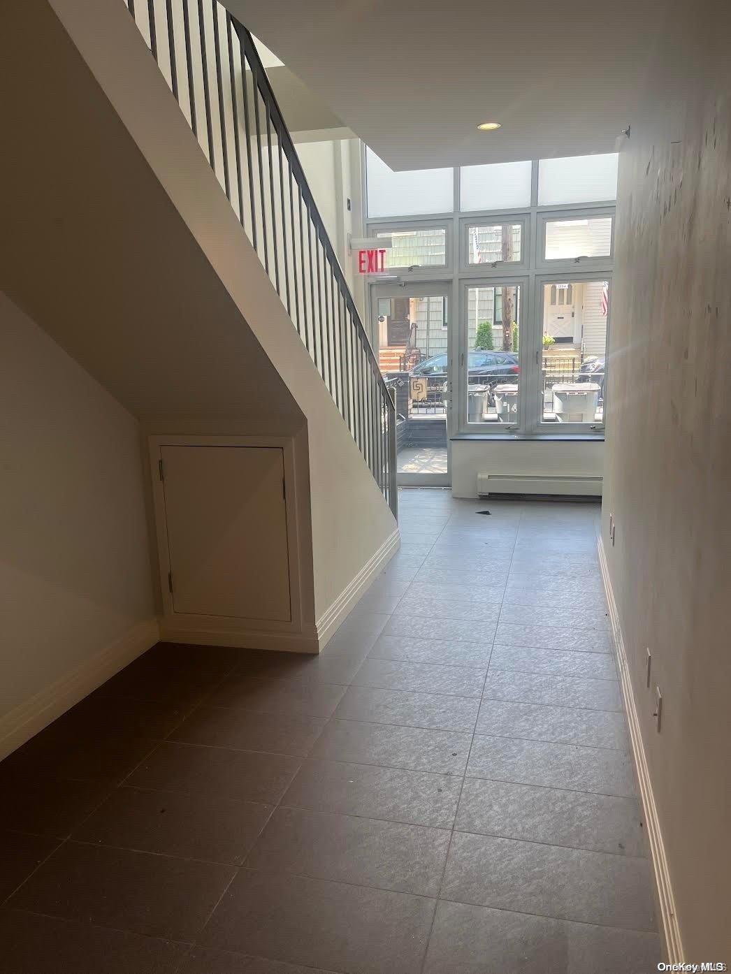 Single Family Diamond Str  Brooklyn, NY 11222, MLS-L3586279-2