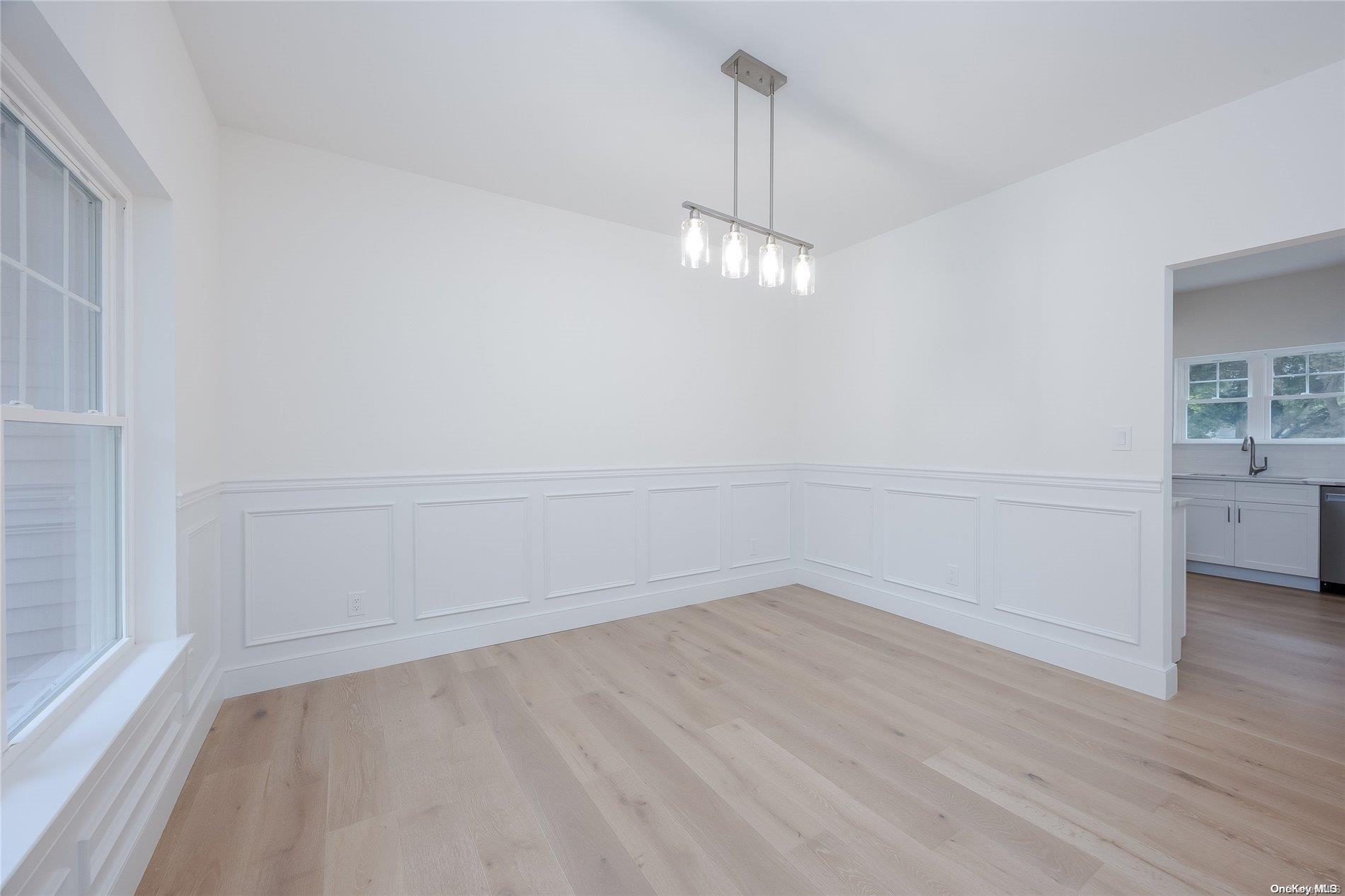 Single Family Zenith  Suffolk County, NY 11778, MLS-L3586365-10