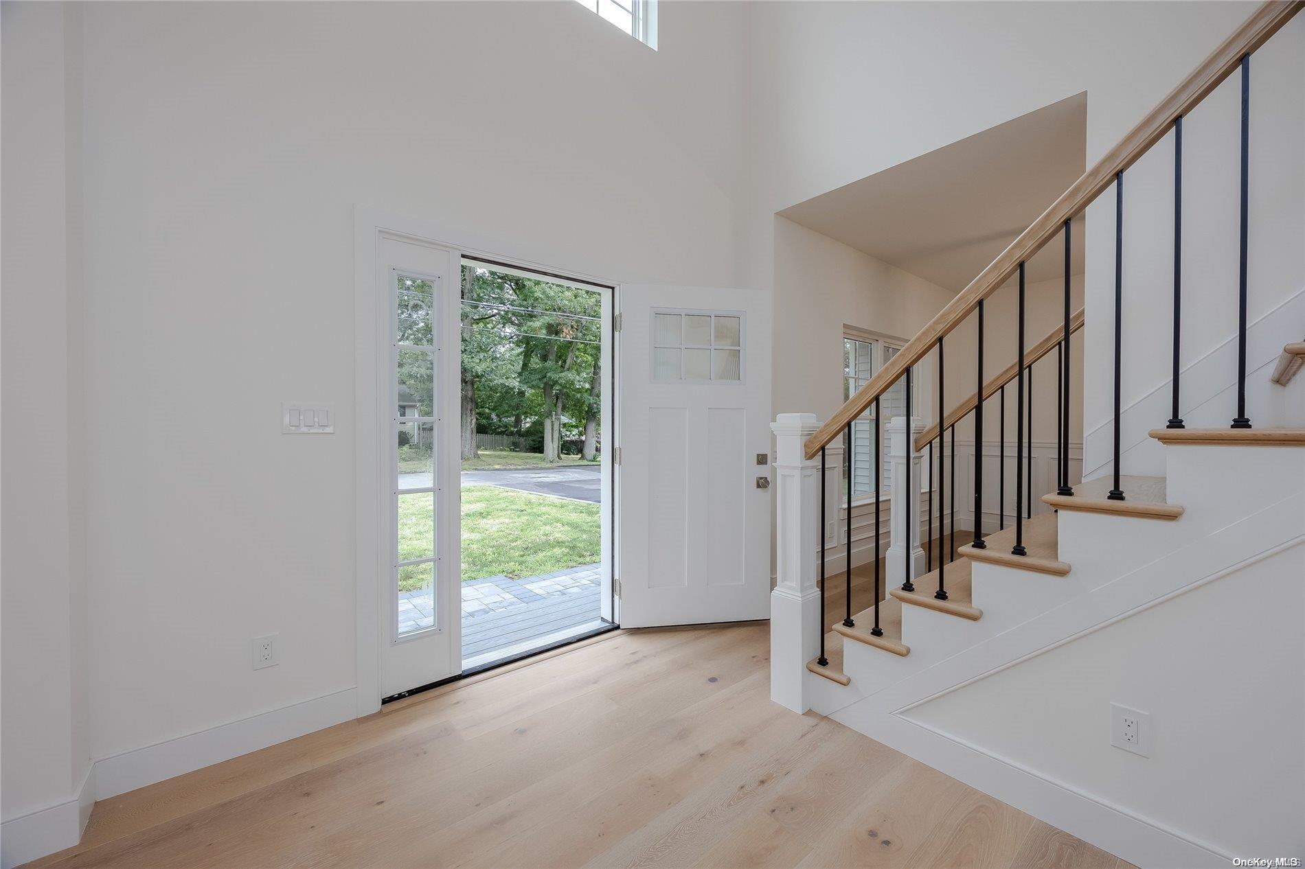 Single Family Zenith  Suffolk County, NY 11778, MLS-L3586365-7