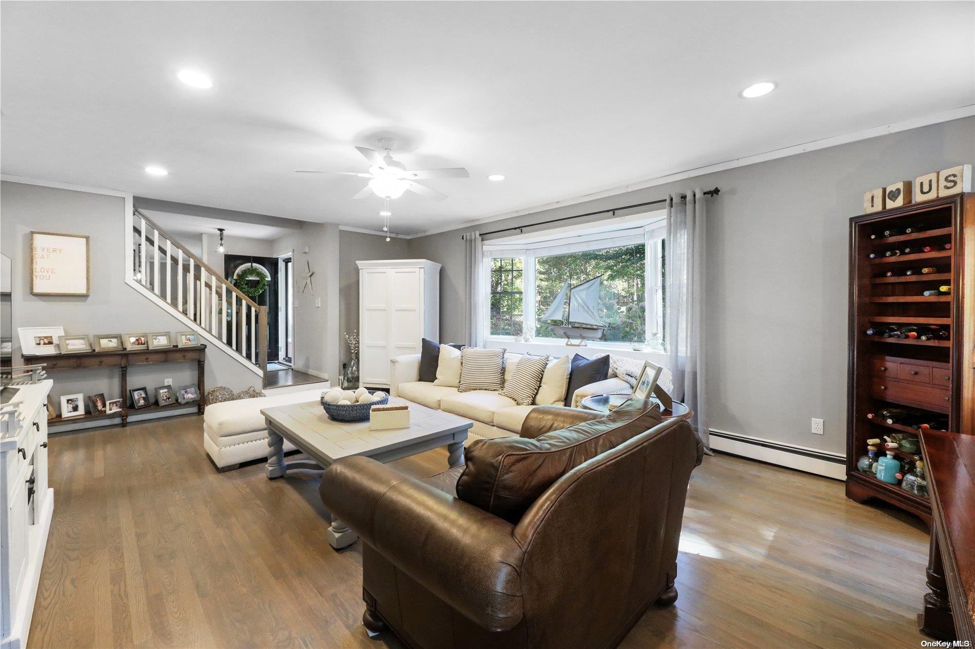 Single Family Diane  Suffolk County, NY 11949, MLS-L3586412-18
