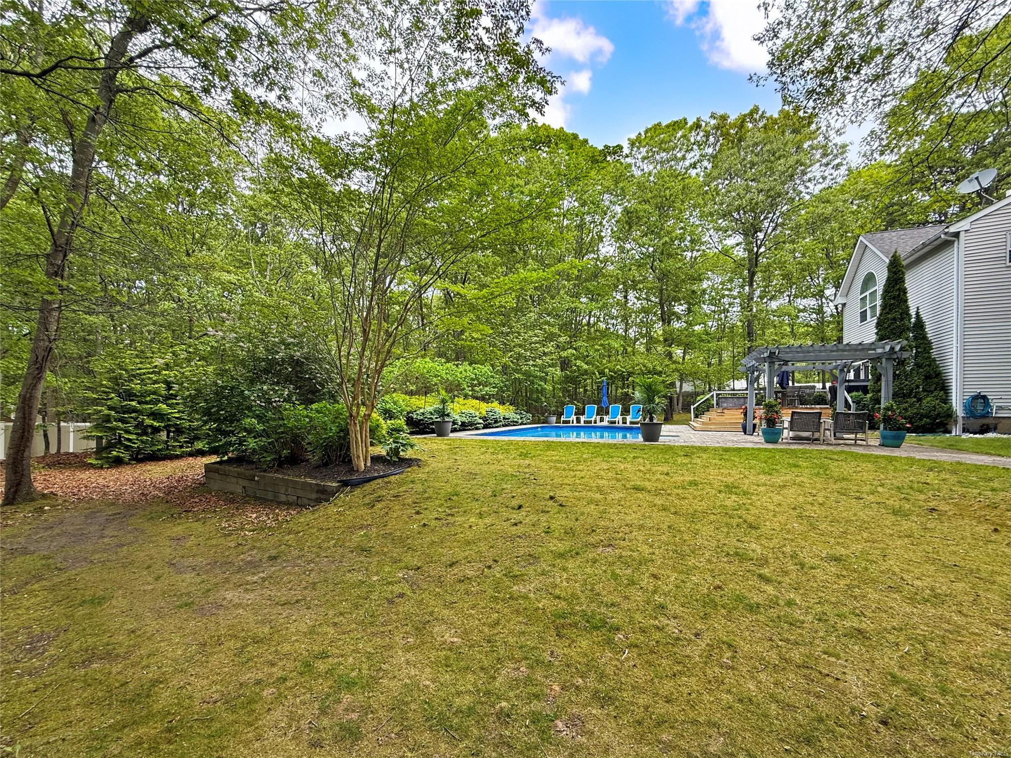 Single Family Diane  Suffolk County, NY 11949, MLS-L3586412-39
