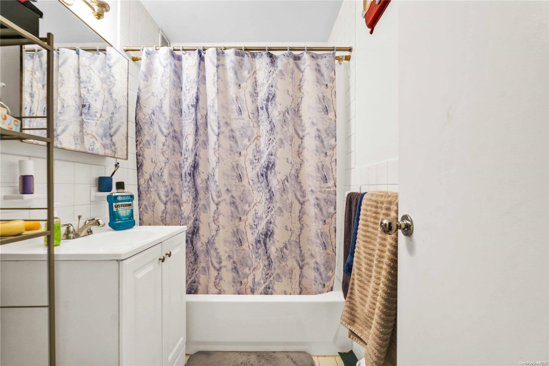 Coop Hancock  Brooklyn, NY 11221, MLS-L3586429-17