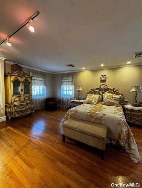 Single Family 9th  Queens, NY 11357, MLS-L3586470-12