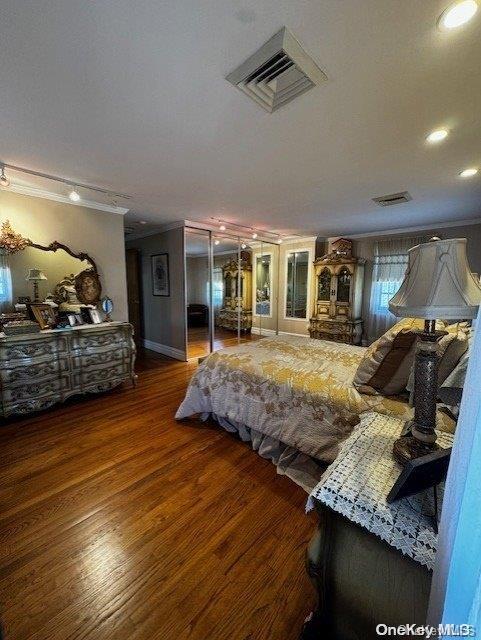Single Family 9th  Queens, NY 11357, MLS-L3586470-13