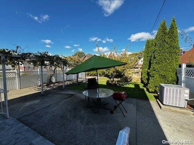 Single Family 9th  Queens, NY 11357, MLS-L3586470-15