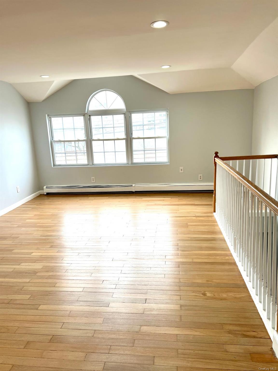 Single Family 157th  Queens, NY 11433, MLS-L3586497-5