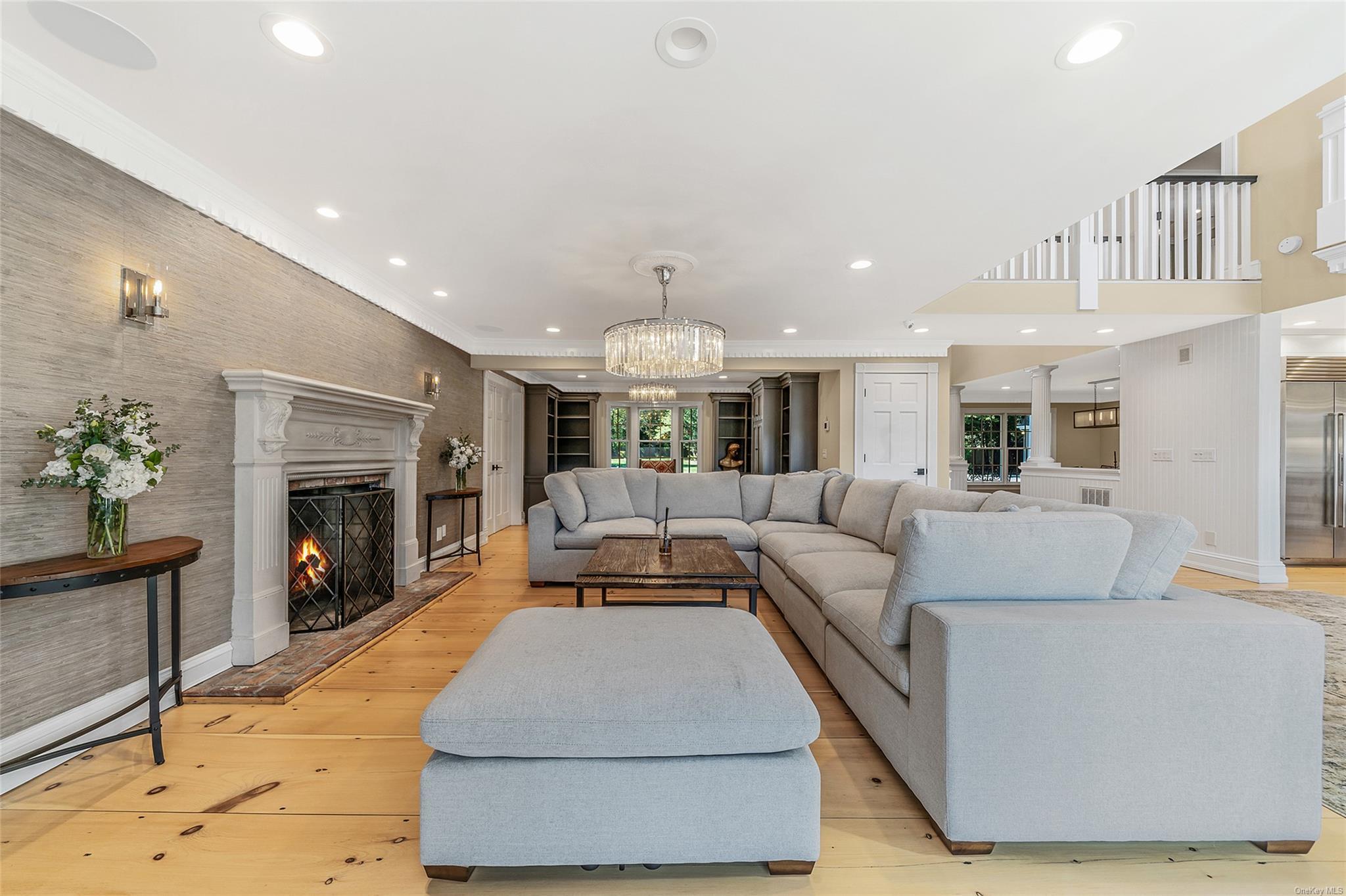 Single Family Maple  Suffolk County, NY 11751, MLS-L3586504-16