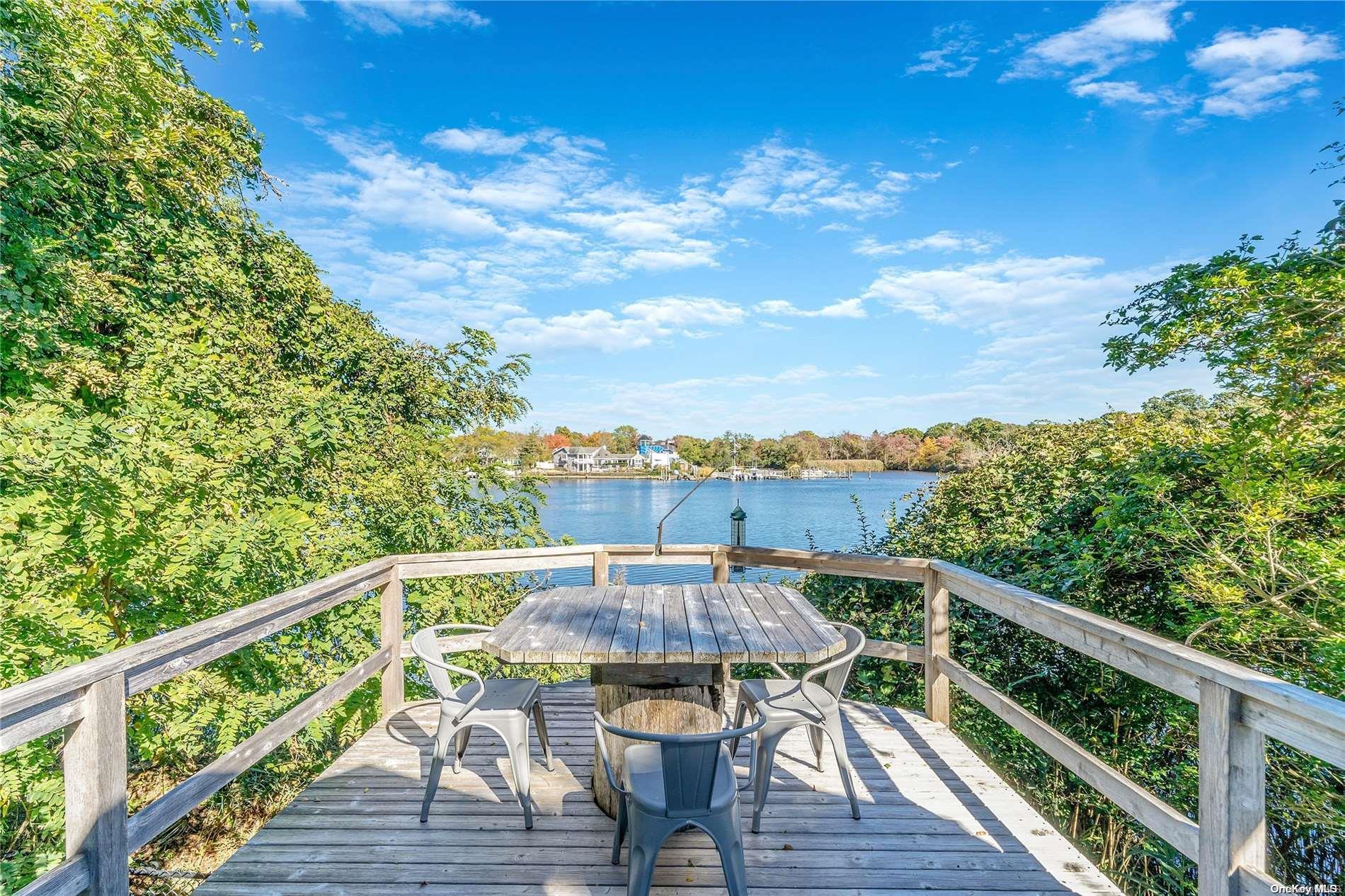 Single Family Maple  Suffolk County, NY 11751, MLS-L3586504-43