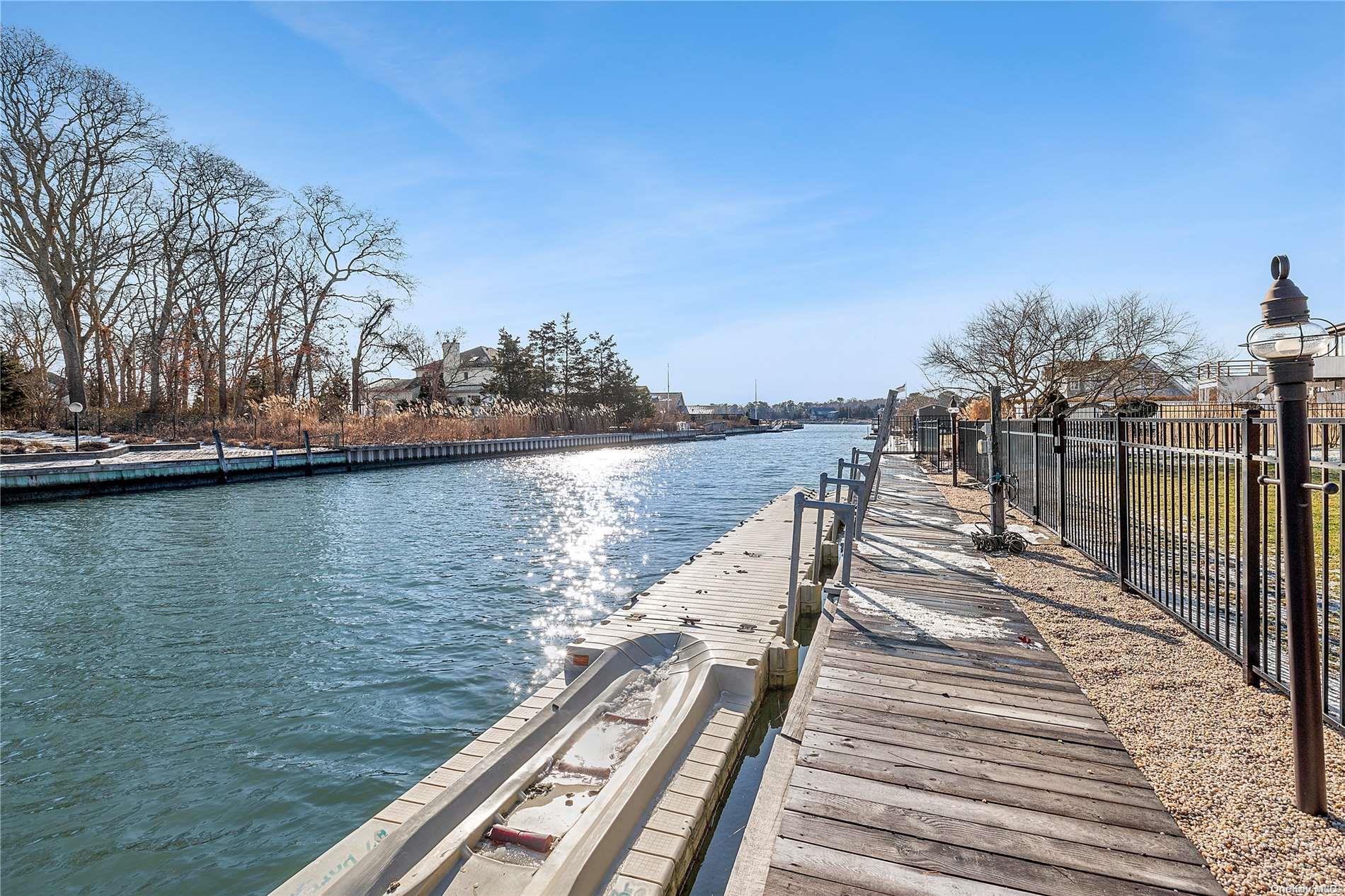 Single Family Mill Pond Suffolk County, NY 11946, MLS-L3586631-28