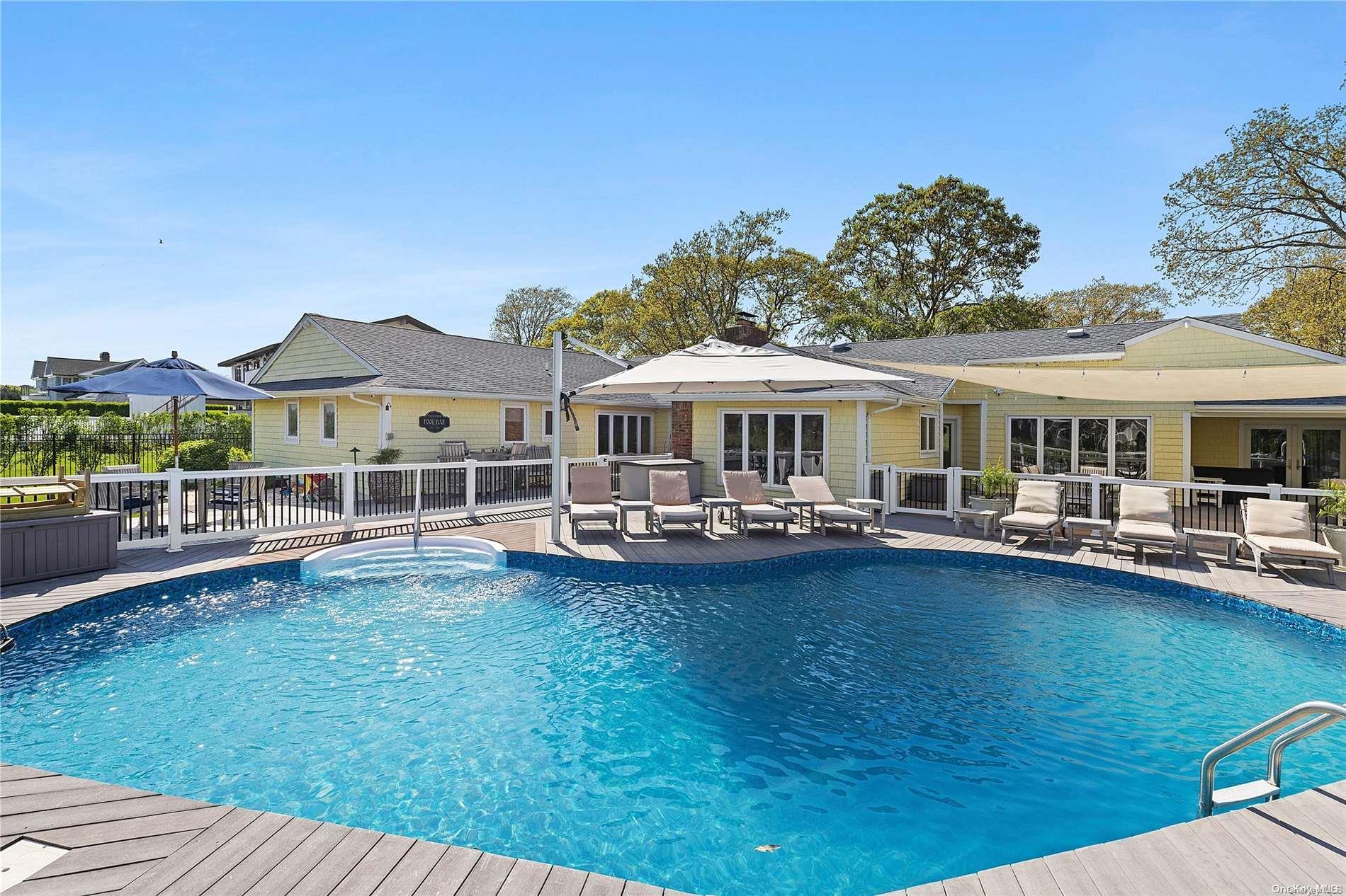 Single Family Mill Pond Suffolk County, NY 11946, MLS-L3586631-5