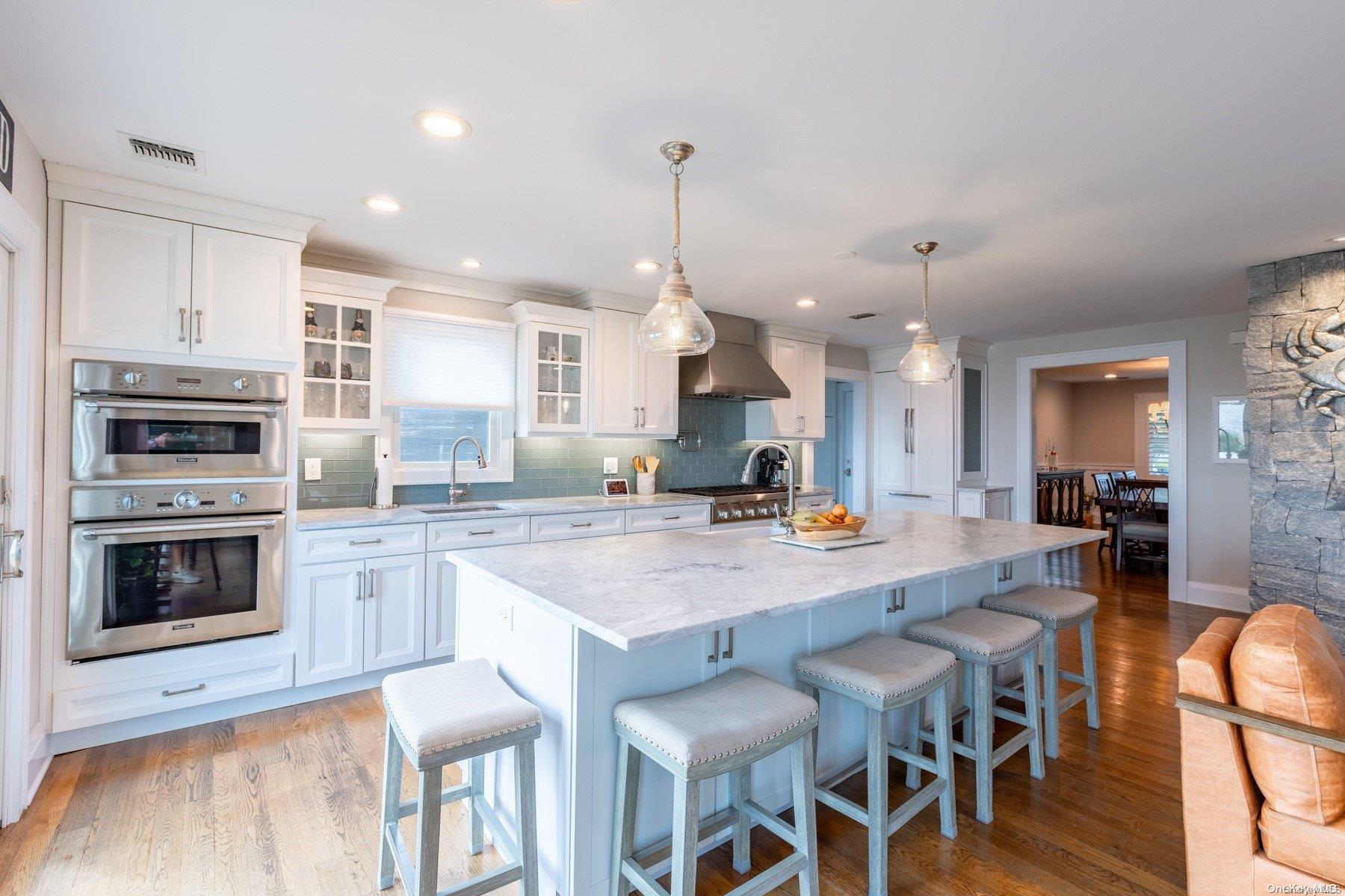 Single Family Lucinda  Suffolk County, NY 11702, MLS-L3587151-8
