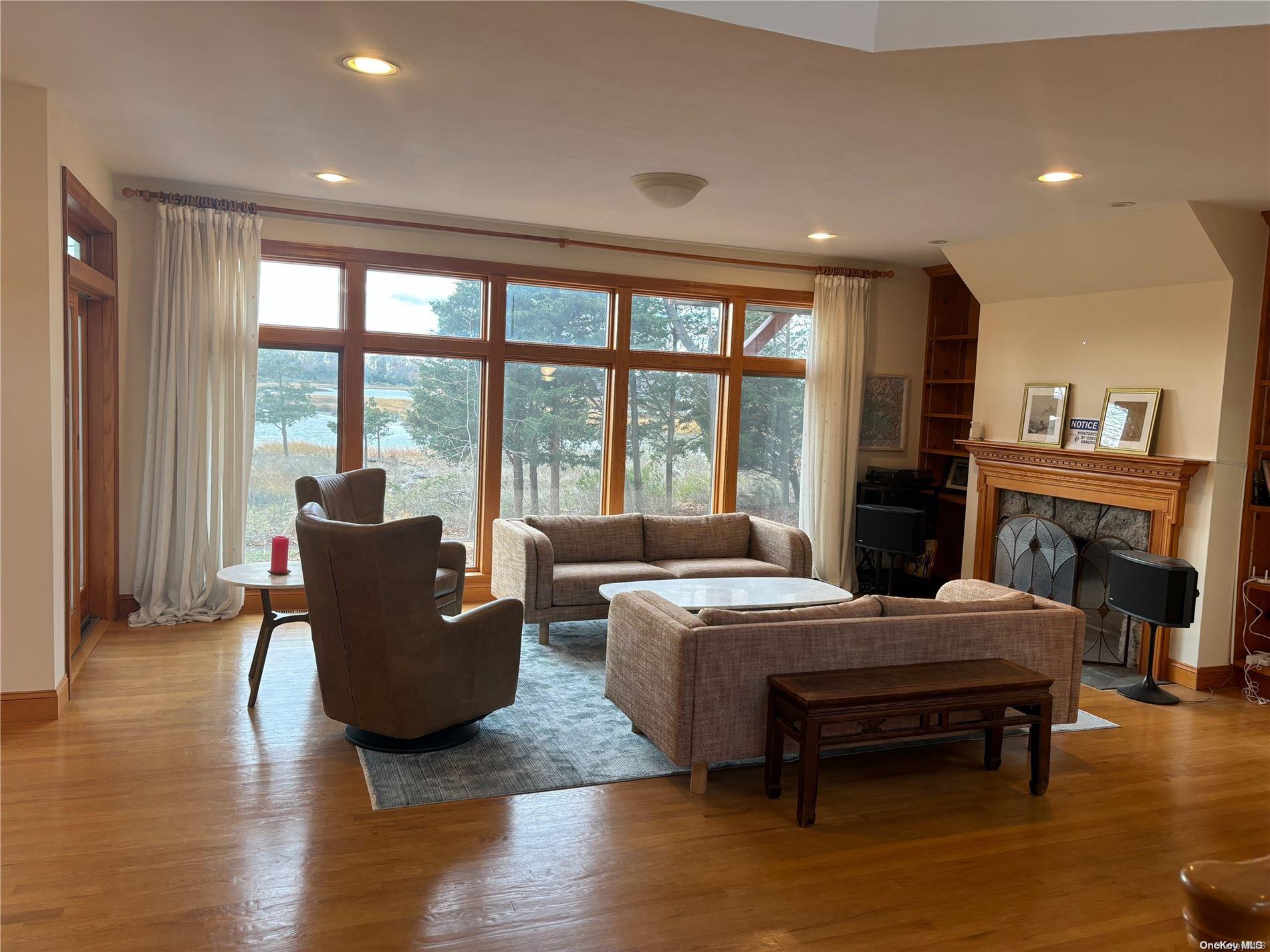 Single Family Flax Pond Woods  Suffolk County, NY 11733, MLS-L3587349-6