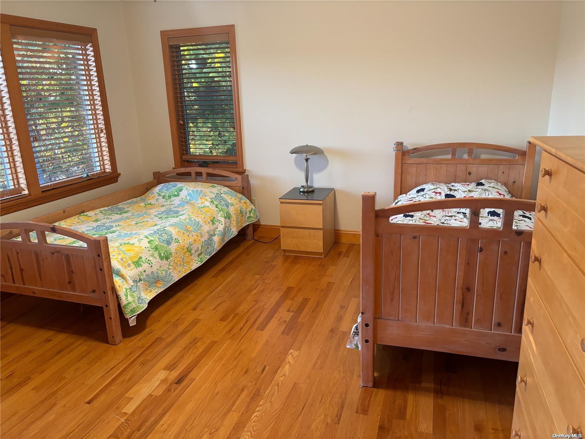 Single Family Flax Pond Woods  Suffolk County, NY 11733, MLS-L3587349-9