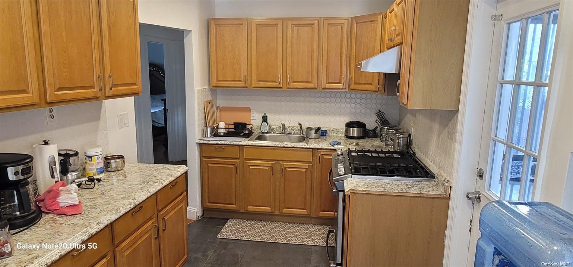 Single Family 255th  Queens, NY 11004, MLS-L3587385-5