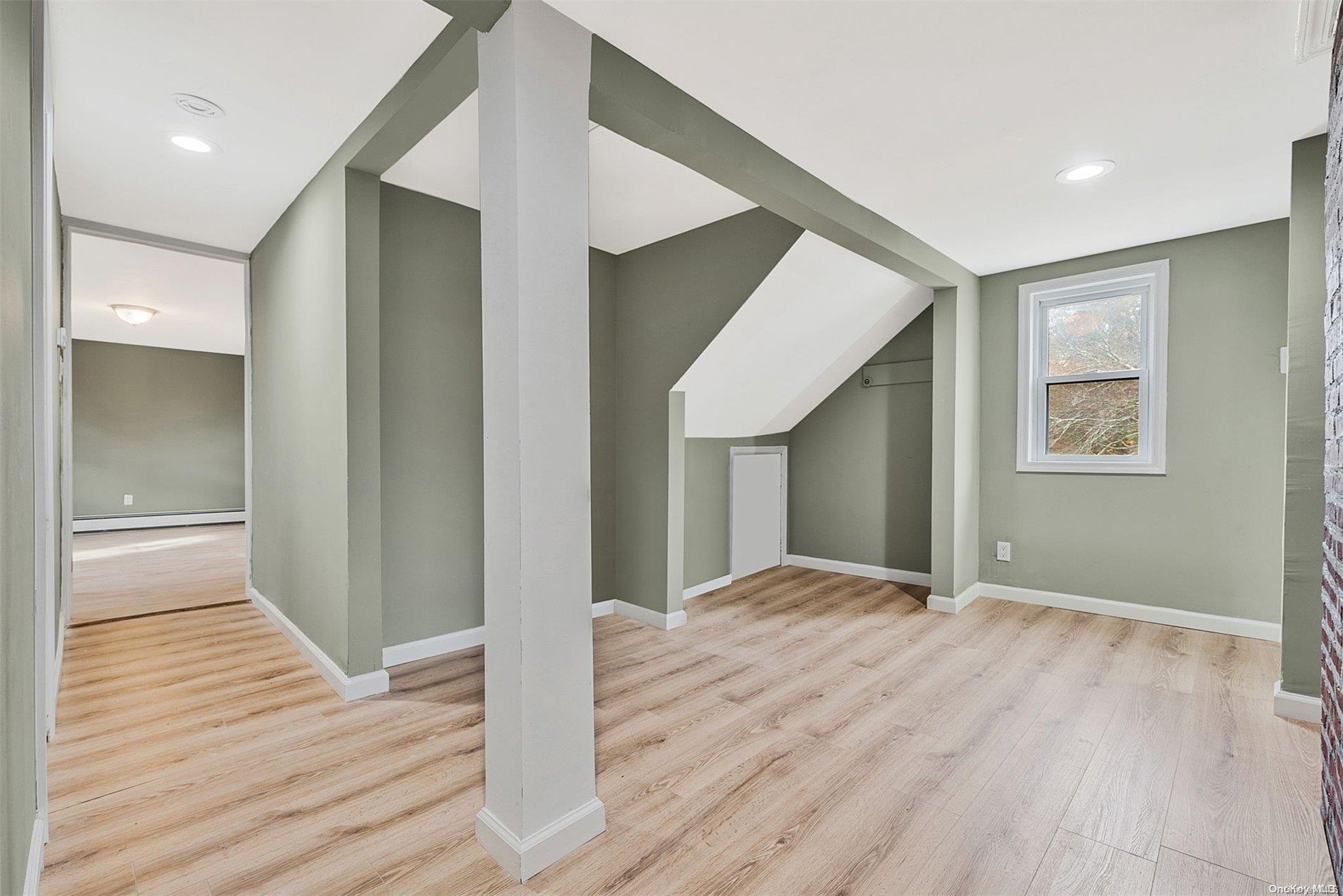 Single Family Jefferson  Suffolk County, NY 11951, MLS-L3587391-23