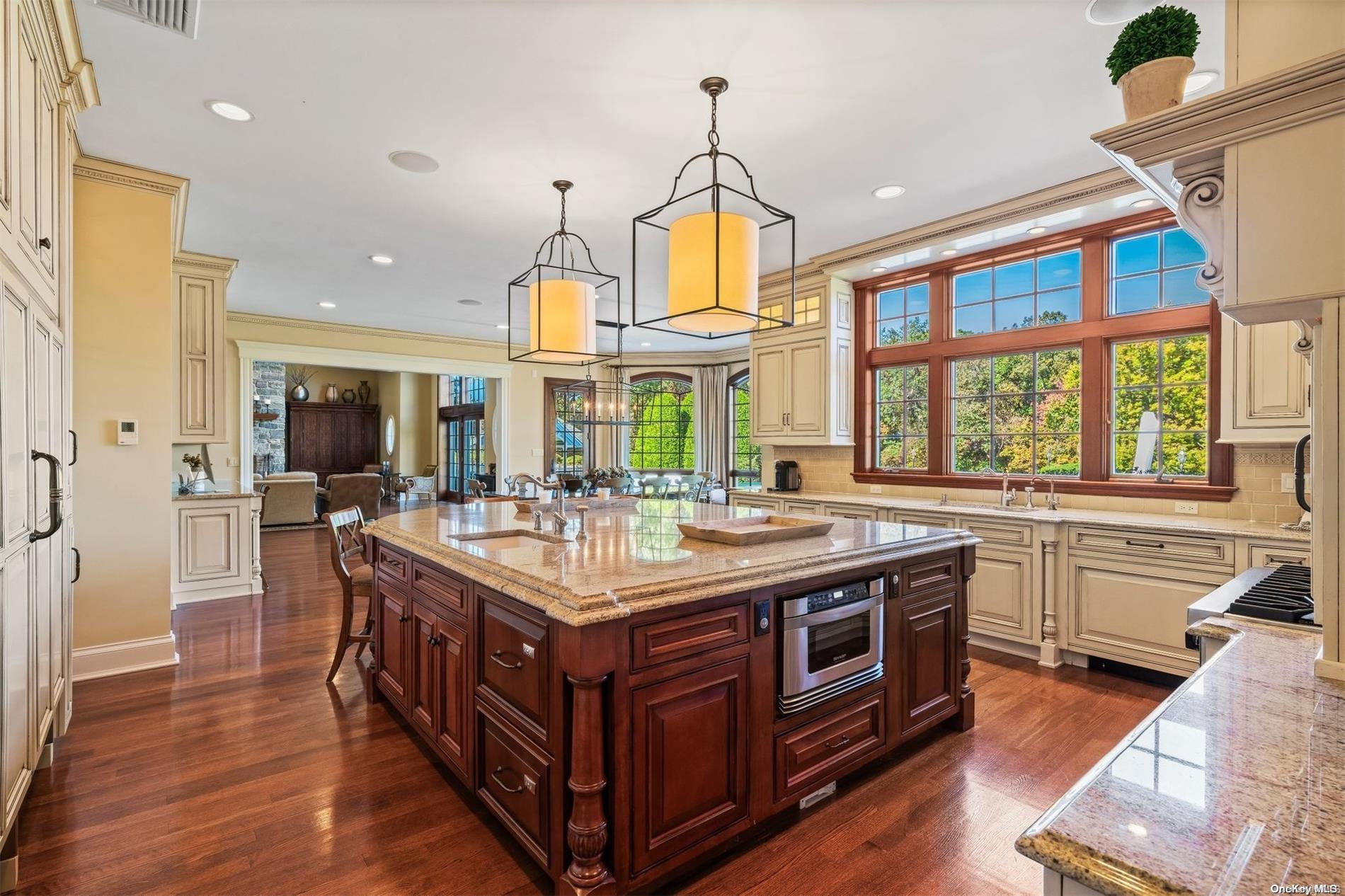 Single Family Short Beach  Suffolk County, NY 11780, MLS-L3587428-14