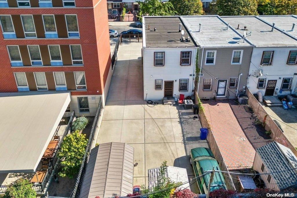 Single Family Snediker  Brooklyn, NY 11207, MLS-L3587692-20