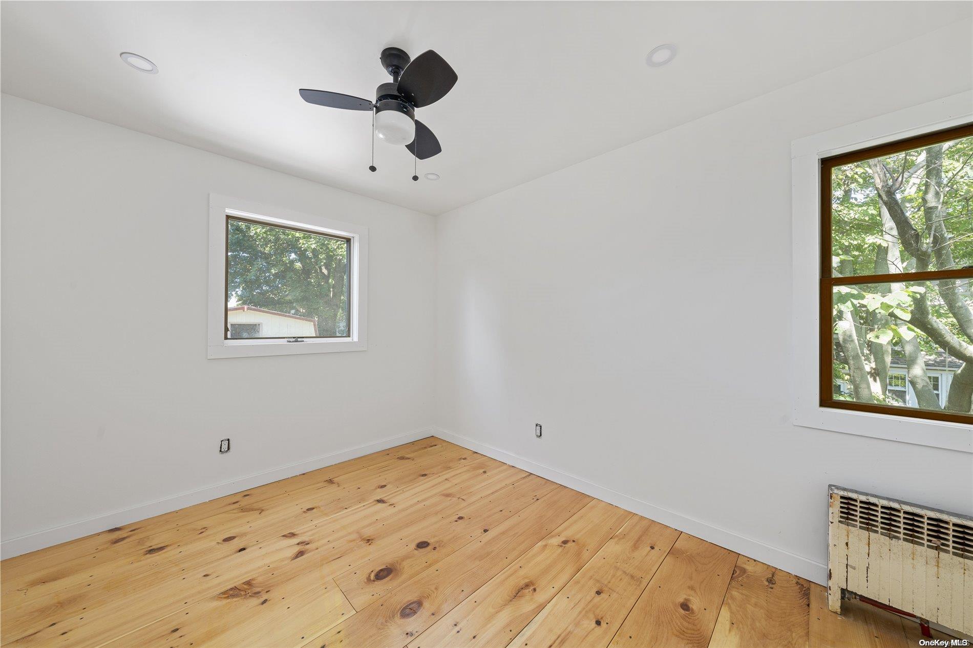 Single Family Maple  Nassau County, NY 11547, MLS-L3587751-19