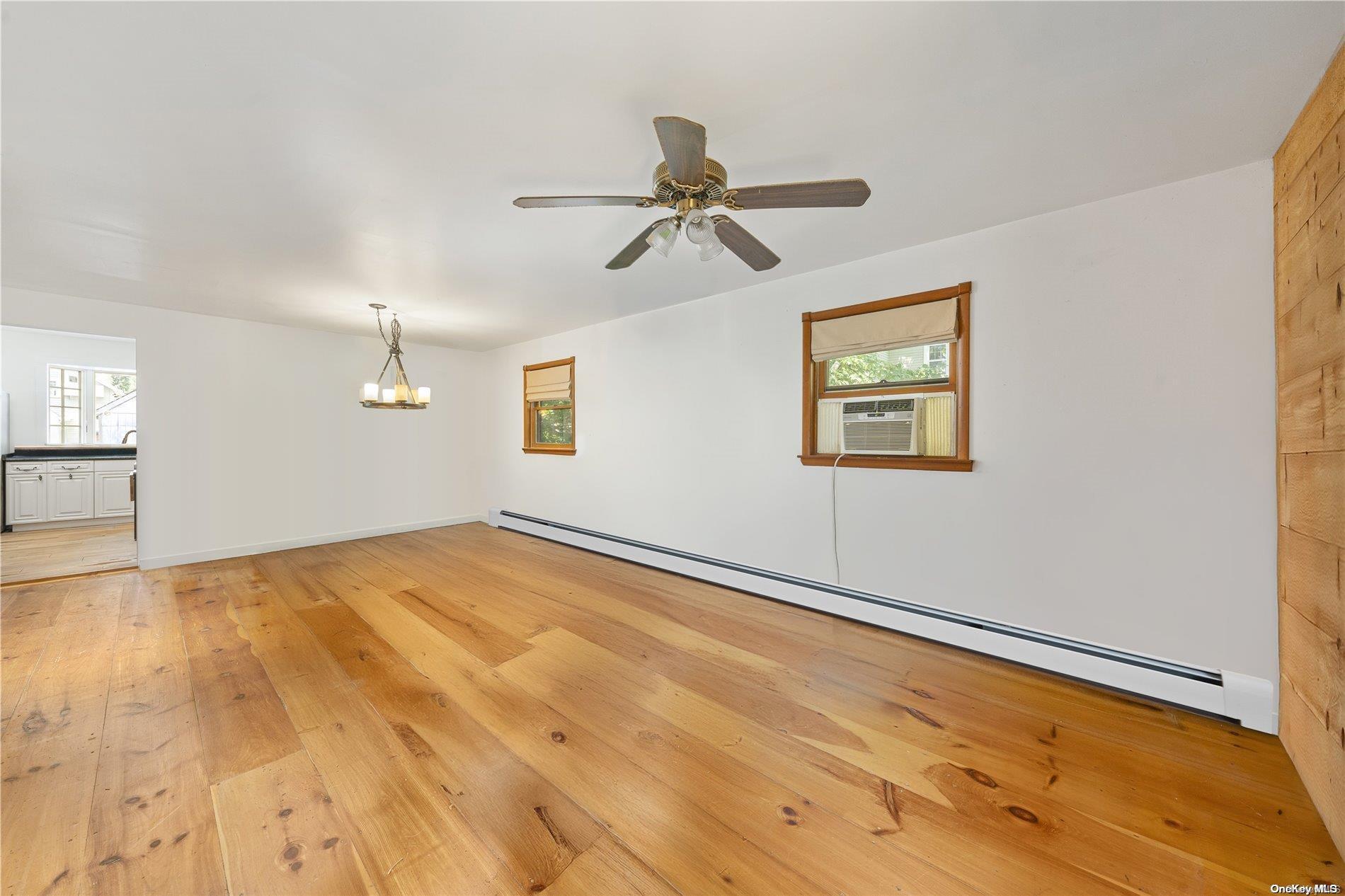 Single Family Maple  Nassau County, NY 11547, MLS-L3587751-2