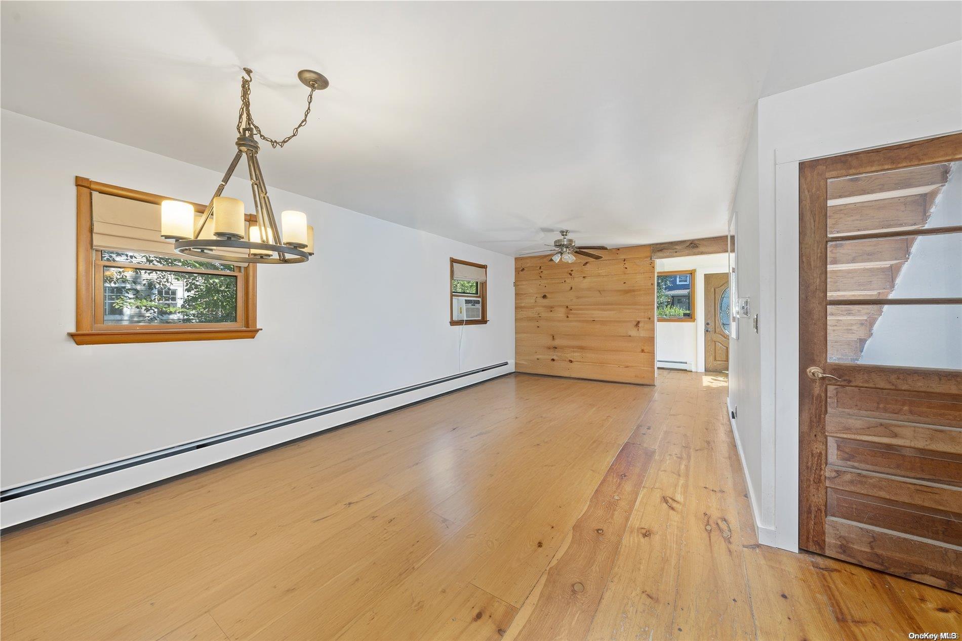Single Family Maple  Nassau County, NY 11547, MLS-L3587751-3