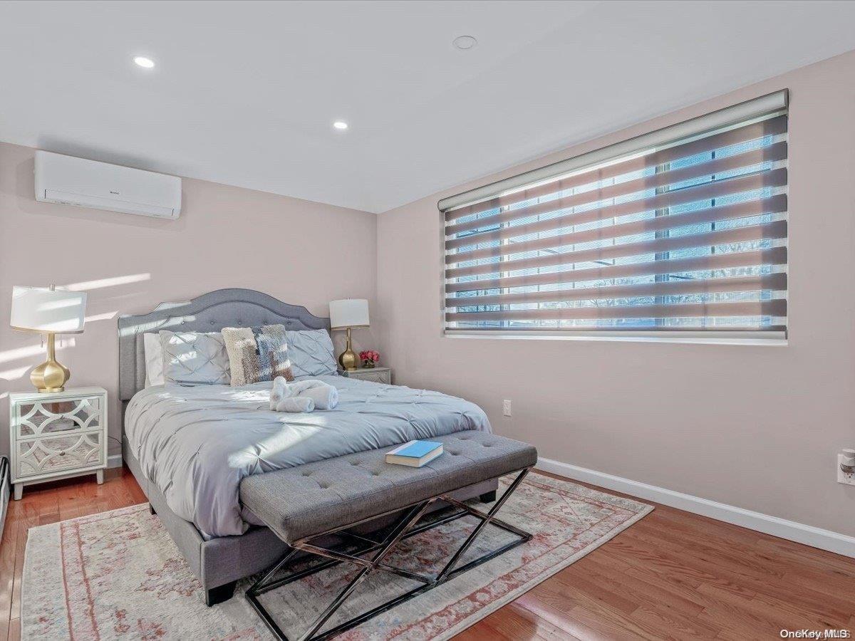 Single Family 145th  Queens, NY 11413, MLS-L3587768-5