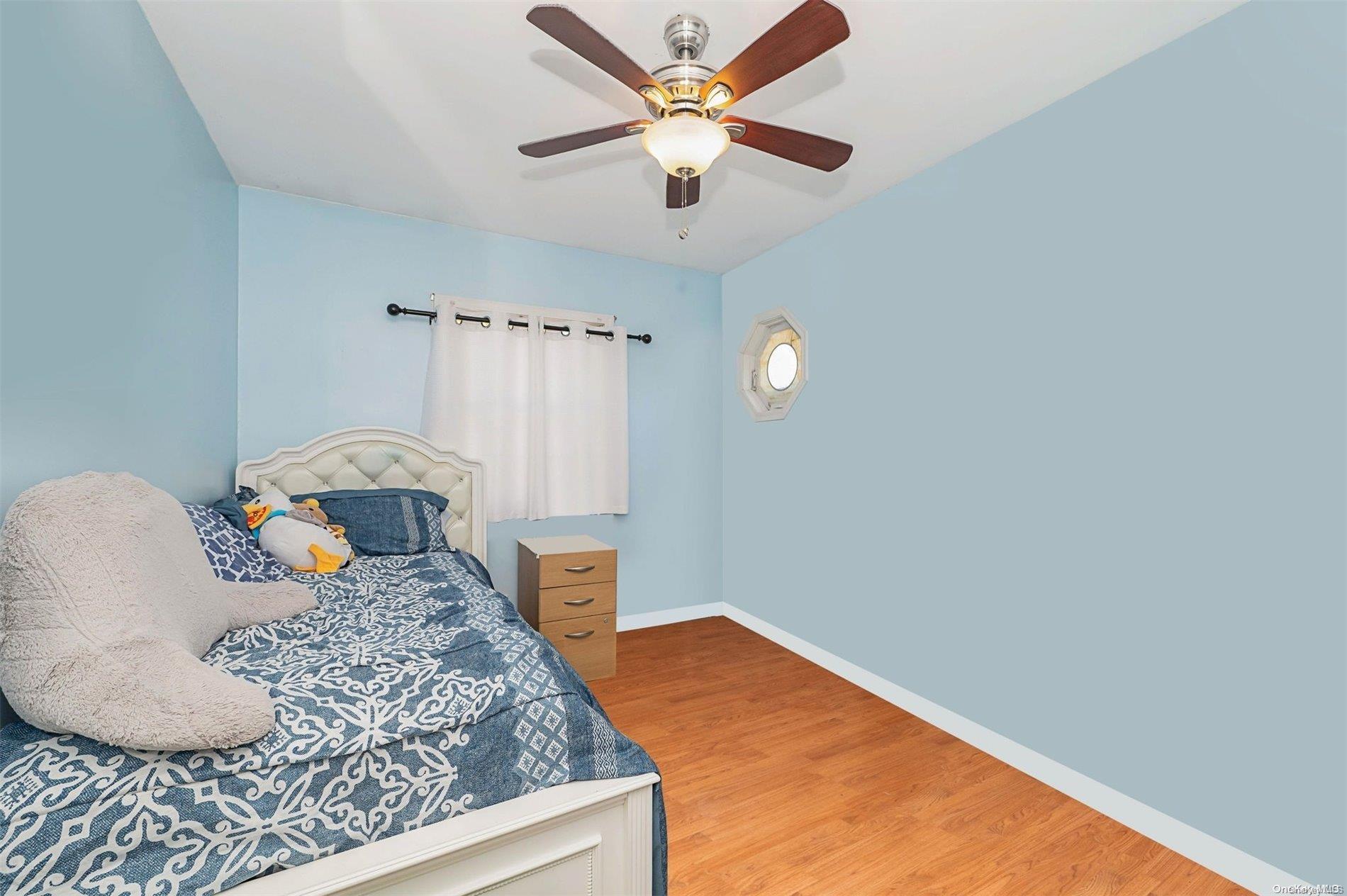 Single Family Central  Nassau County, NY 11550, MLS-L3587885-13