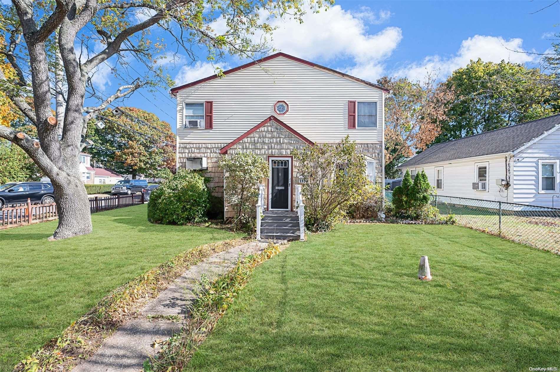 Single Family Central  Nassau County, NY 11550, MLS-L3587885-22