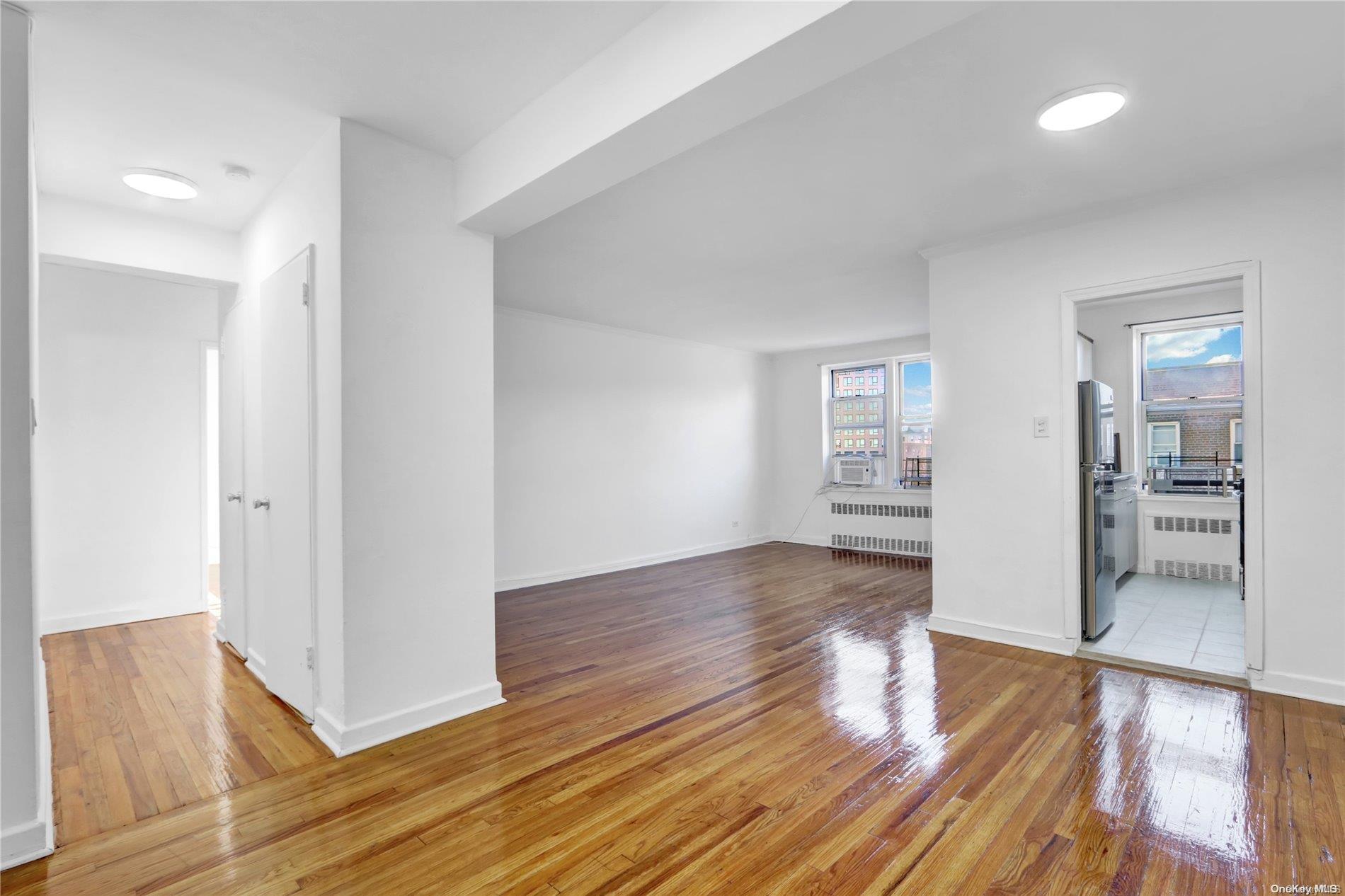 Coop Avenue H  Brooklyn, NY 11210, MLS-L3587948-6