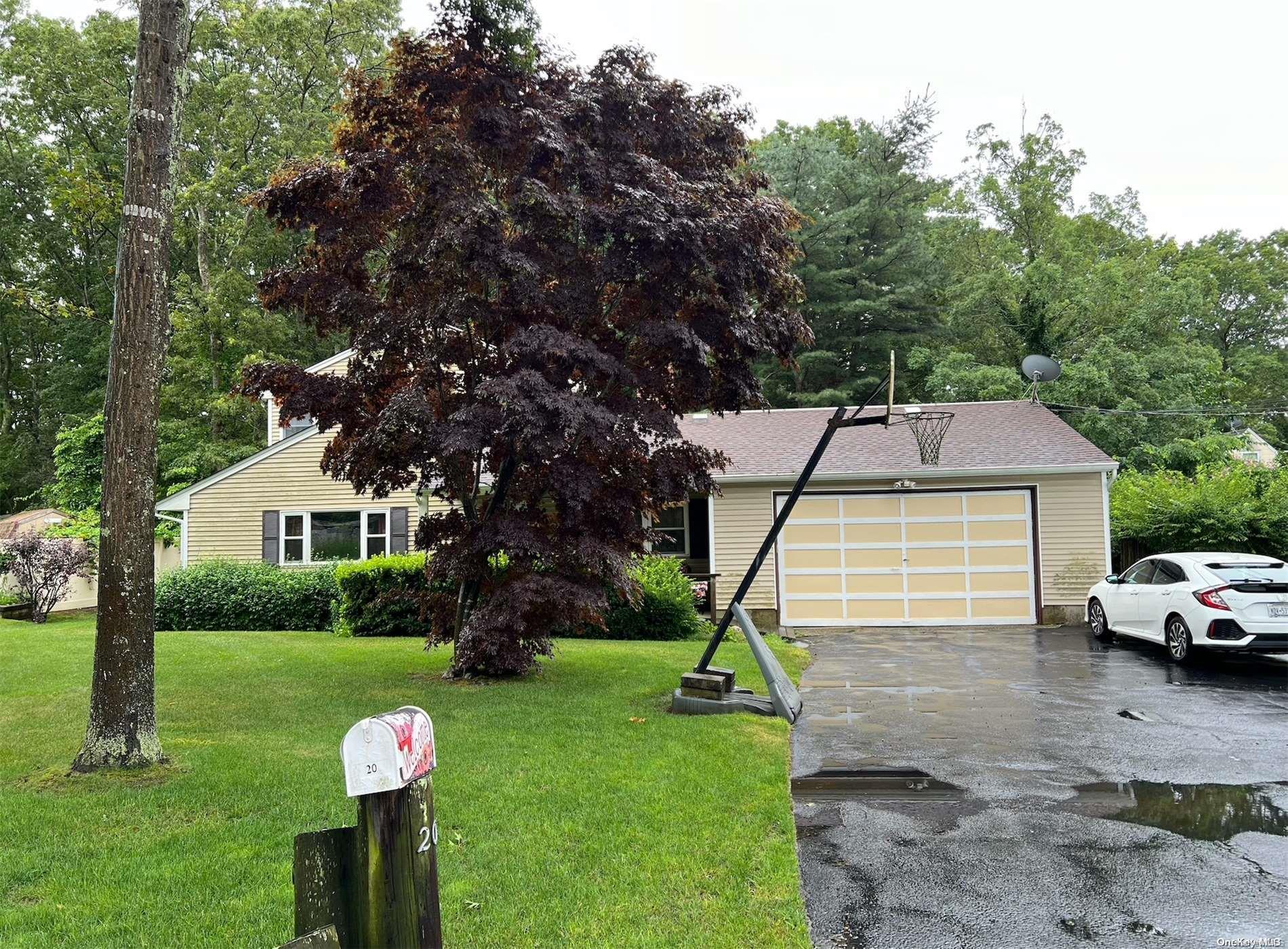 Single Family Stratler  Suffolk County, NY 11967, MLS-L3588014-17